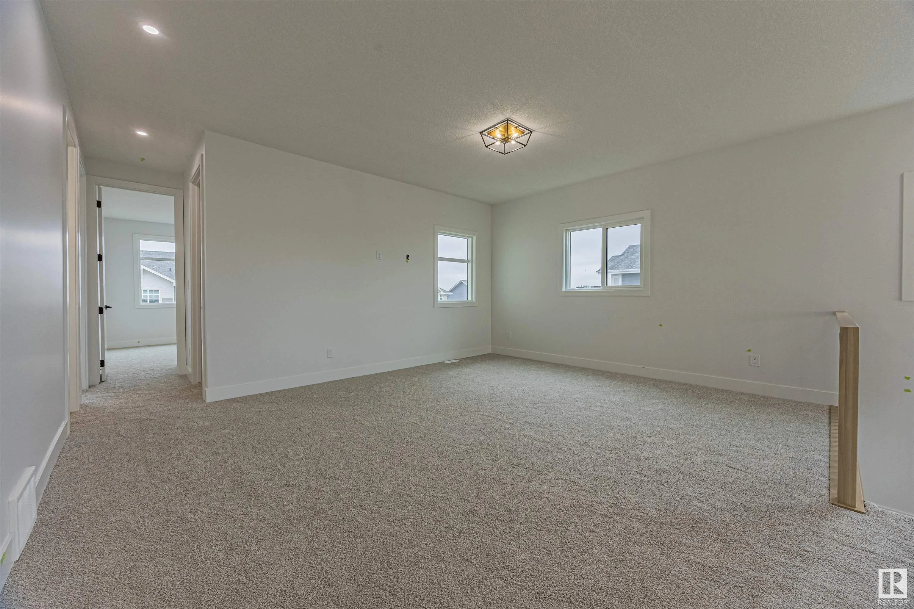 25 BIRKSHIRE Crescent
