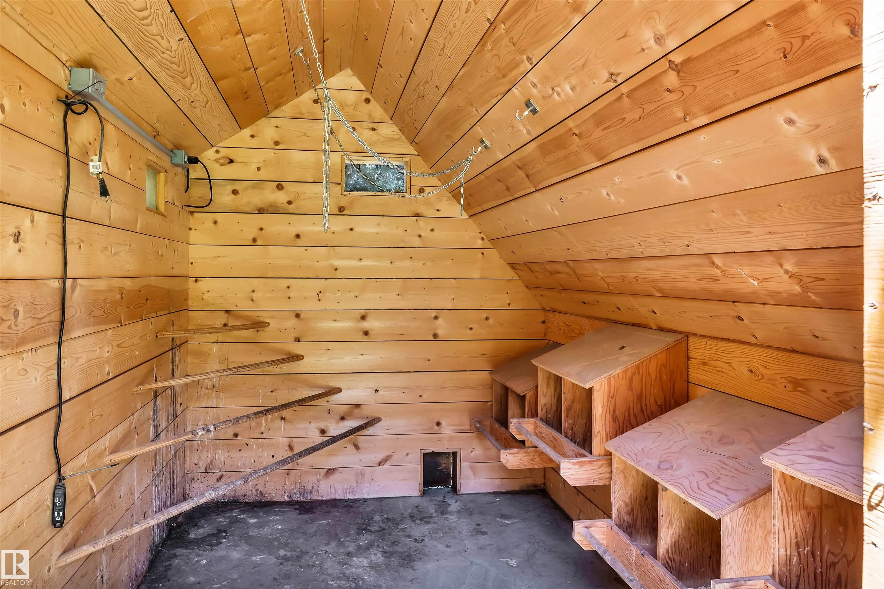 19 27019 Twp Rd 514
