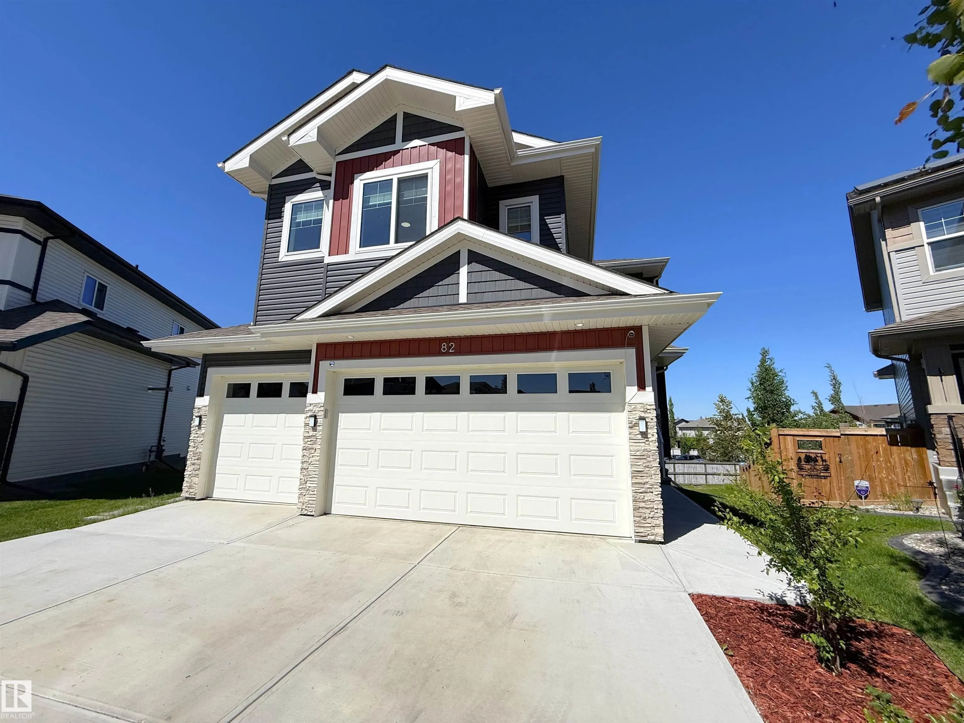 82 MEADOWLAND Way