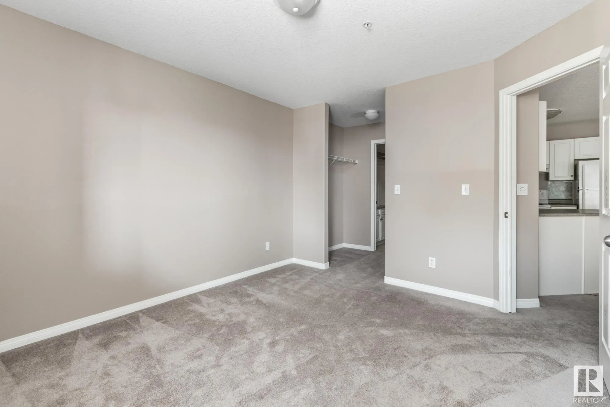 9930 100 Avenue