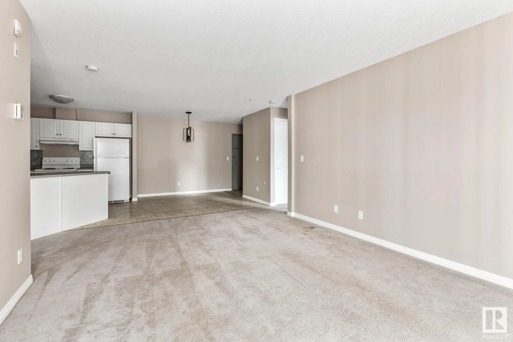 9930 100 Avenue