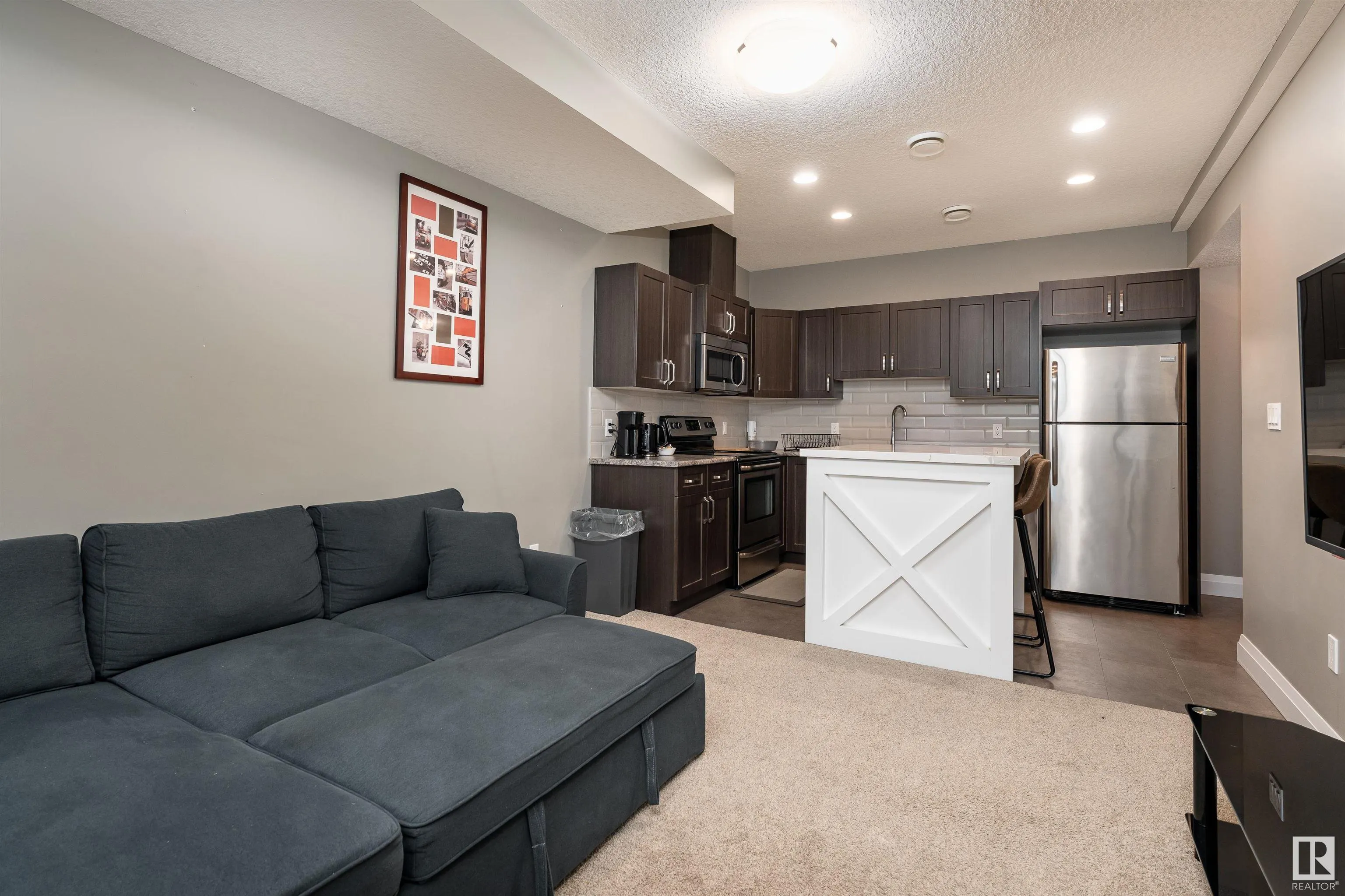 8438 CUSHING Court