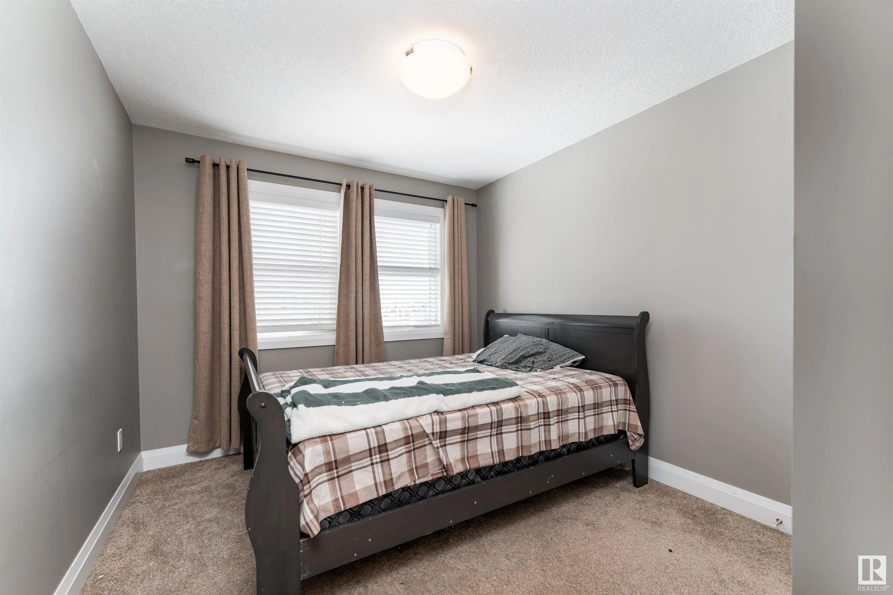 8438 CUSHING Court
