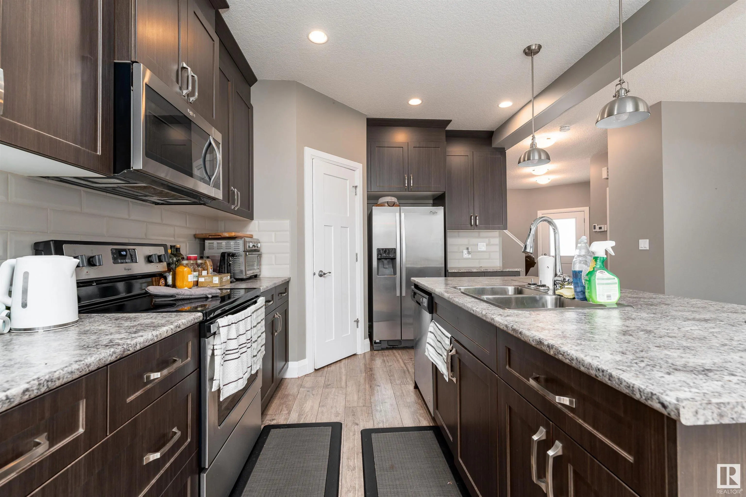 8438 CUSHING Court
