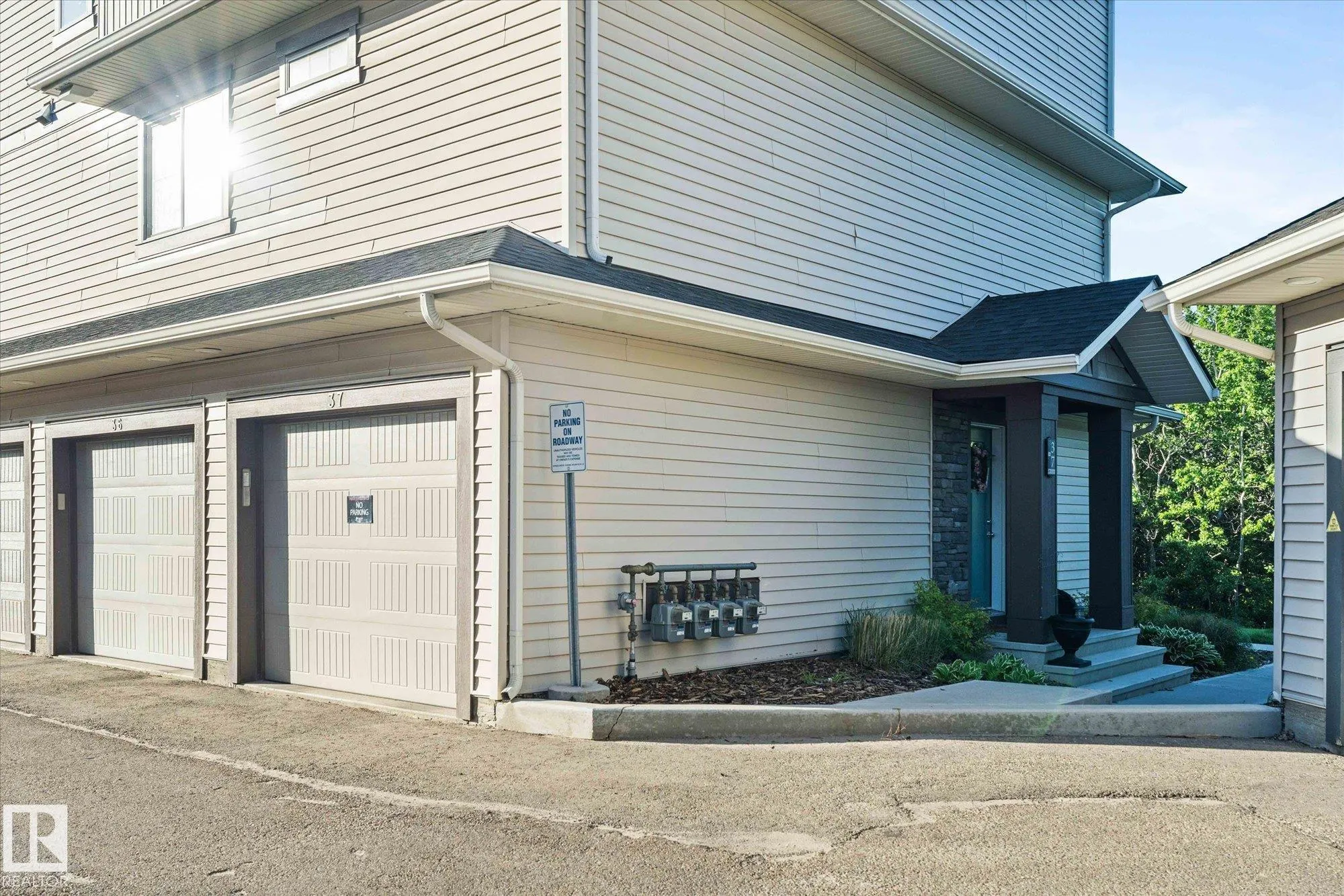 50 MCLAUGHLIN Drive