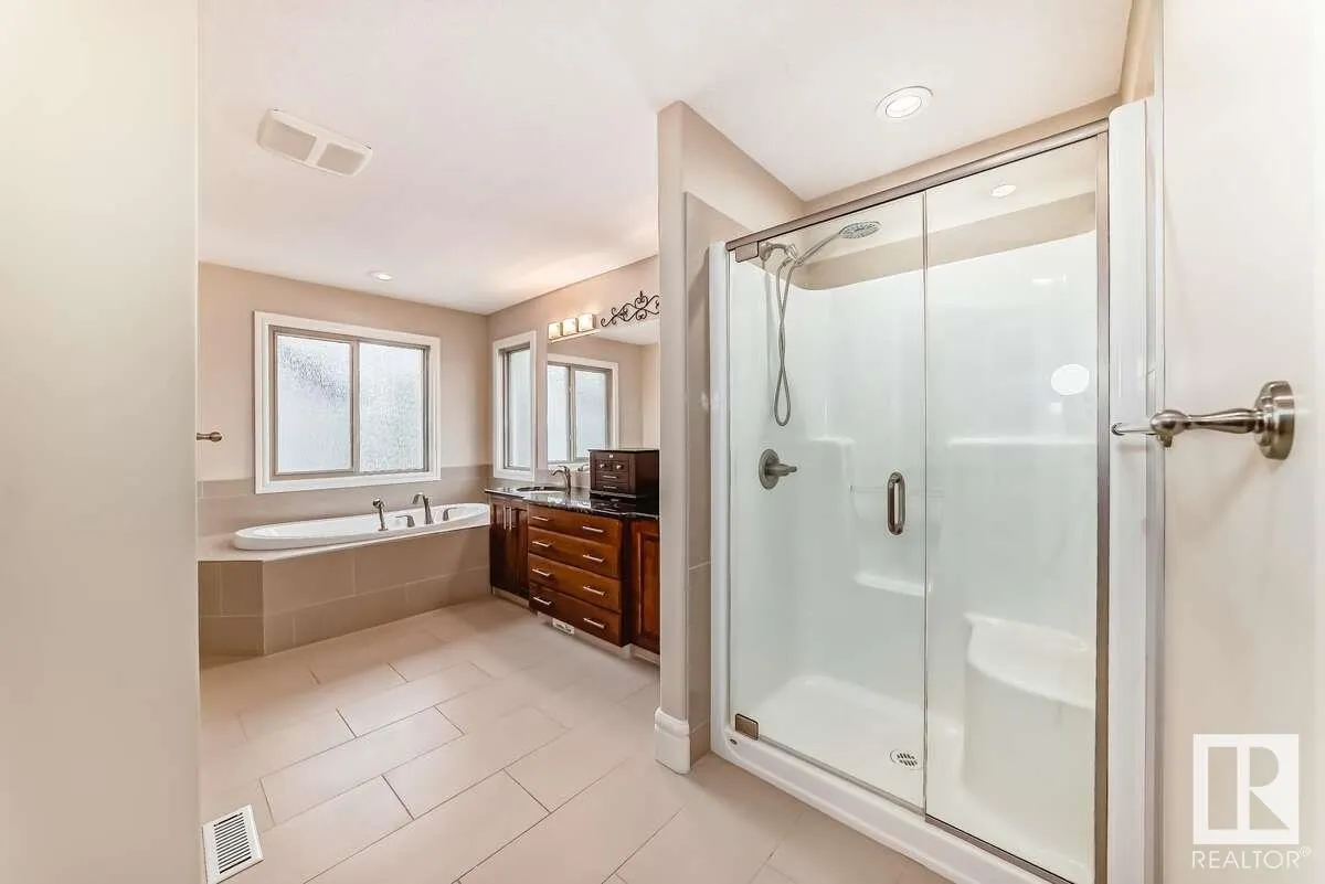 5420 SUNVIEW Bay