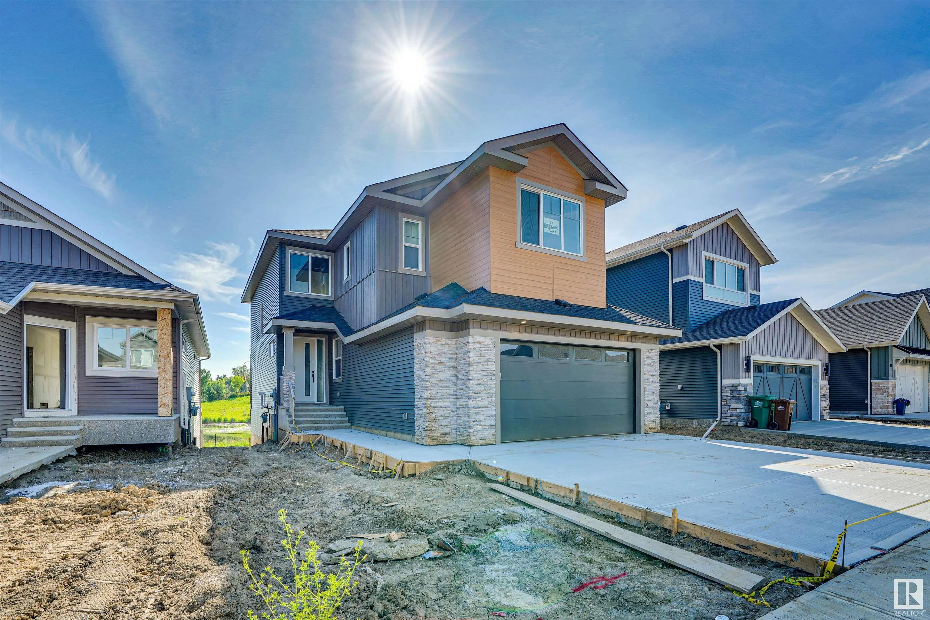47 ROSEWOOD Way