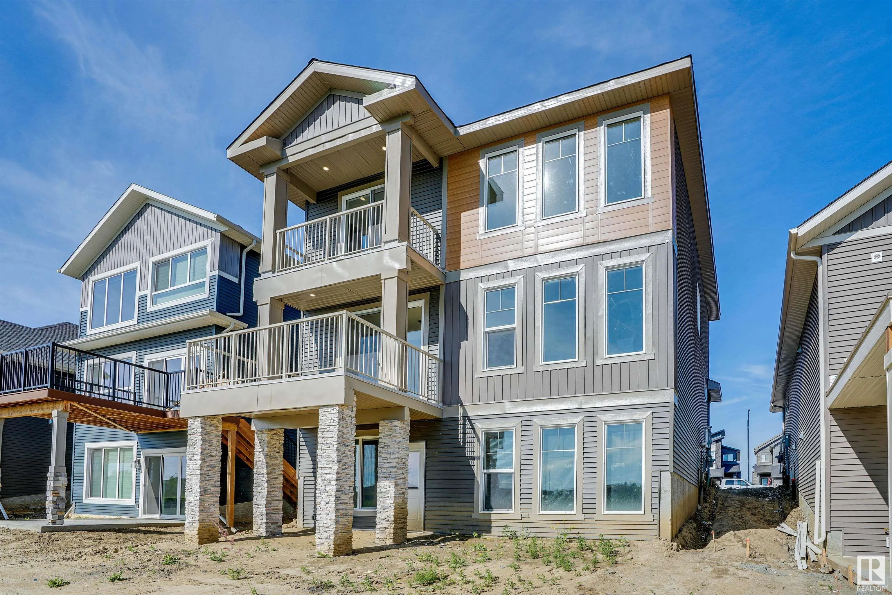 47 ROSEWOOD Way