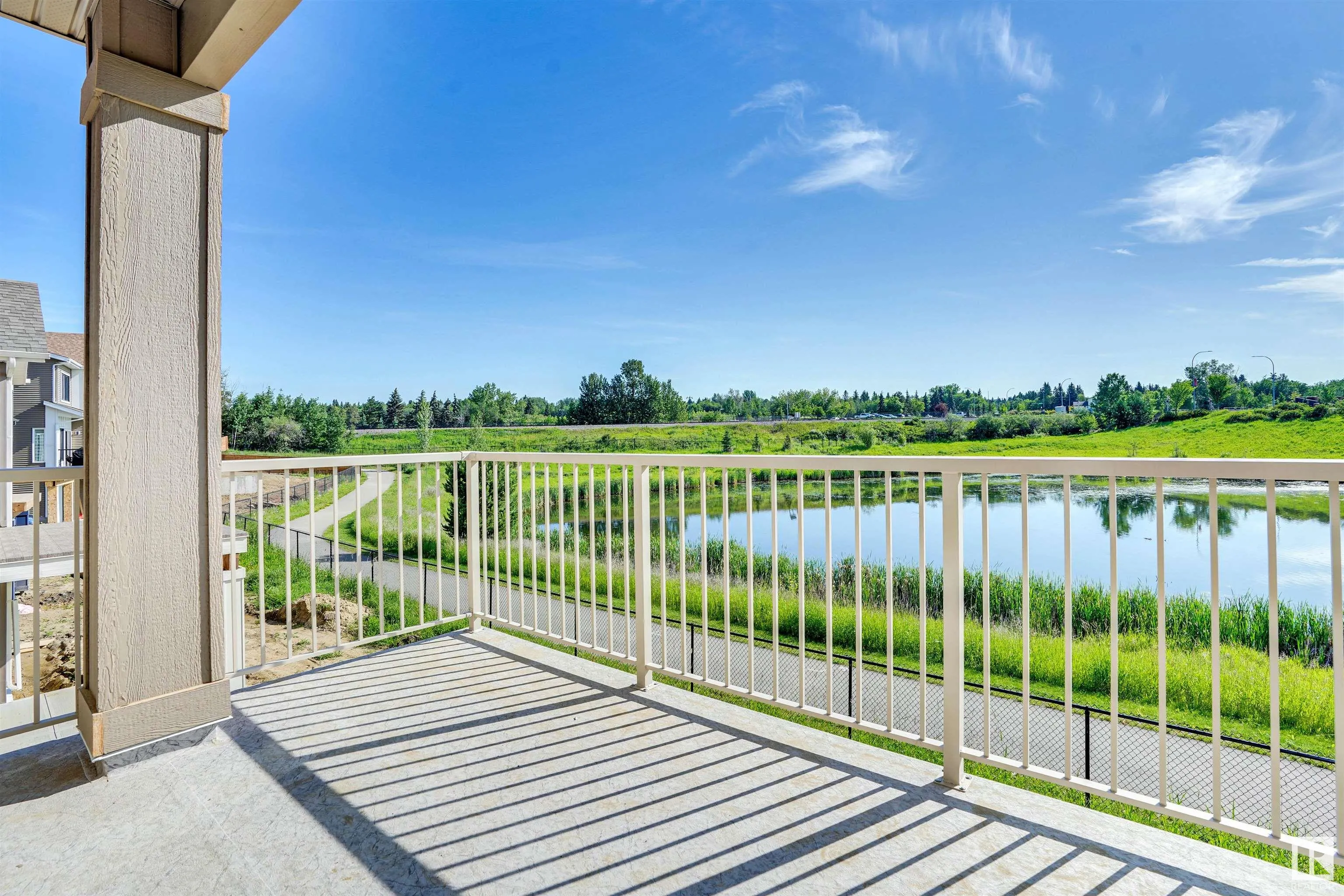 47 ROSEWOOD Way