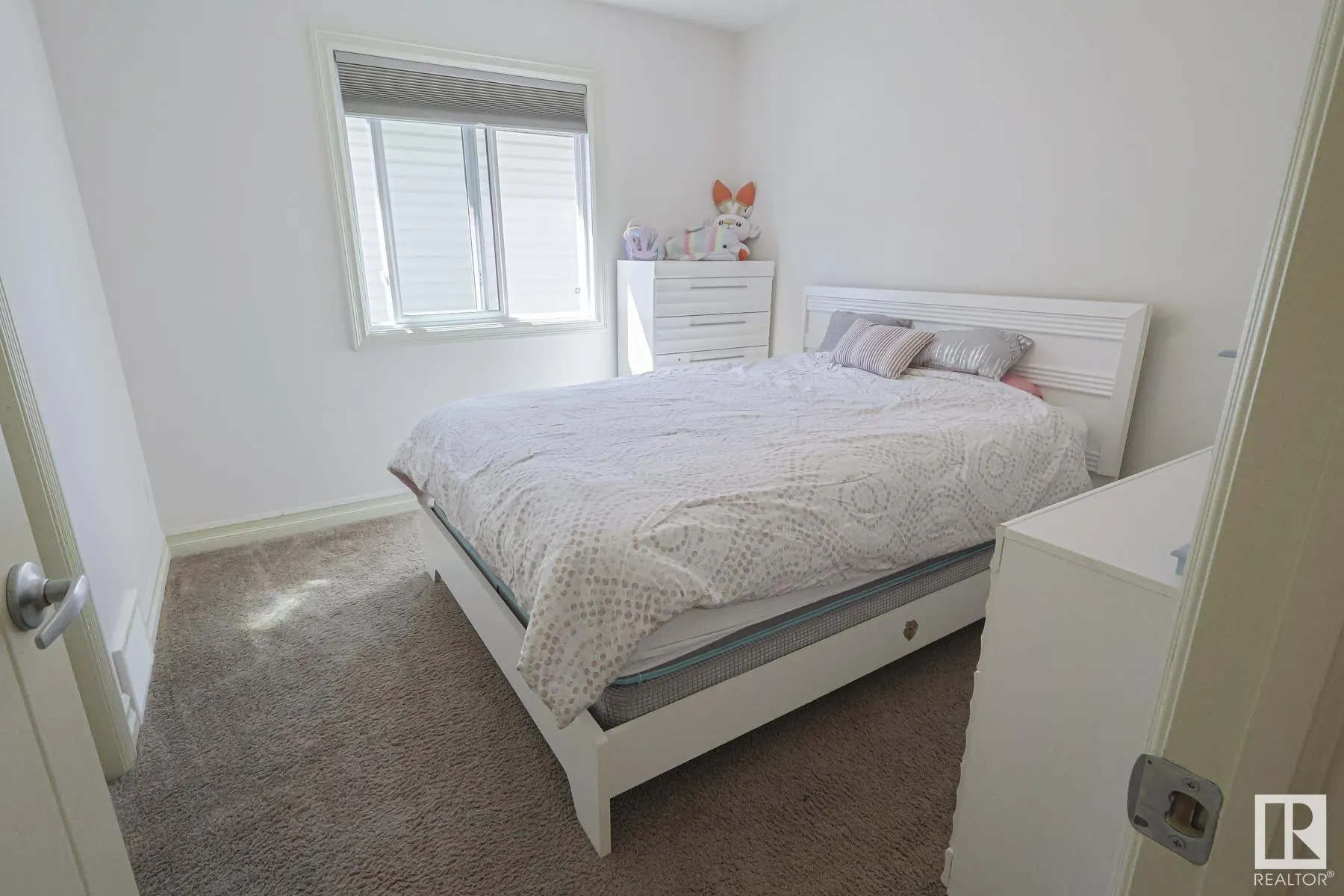 3247 ABBOTT Crescent