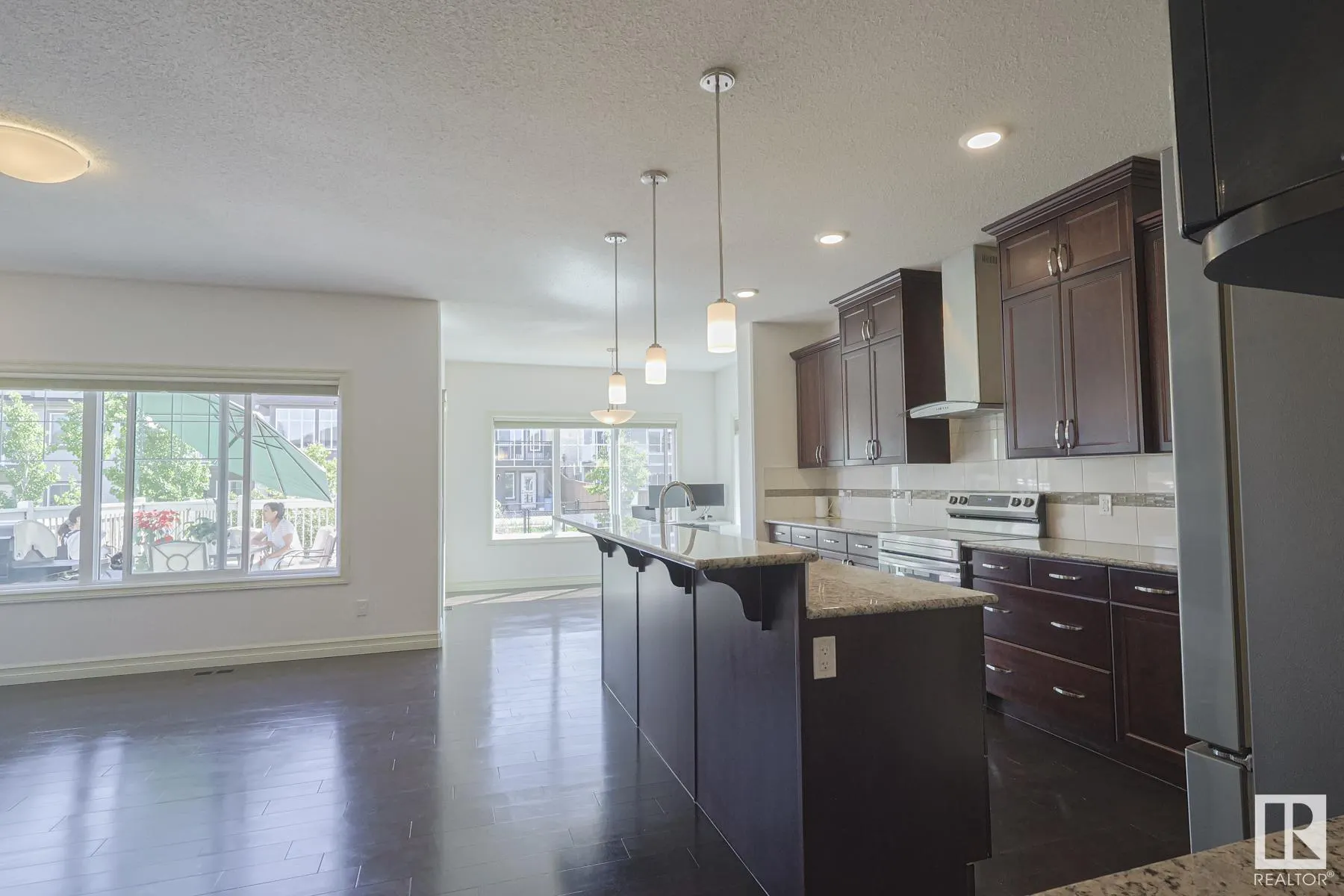 3247 ABBOTT Crescent