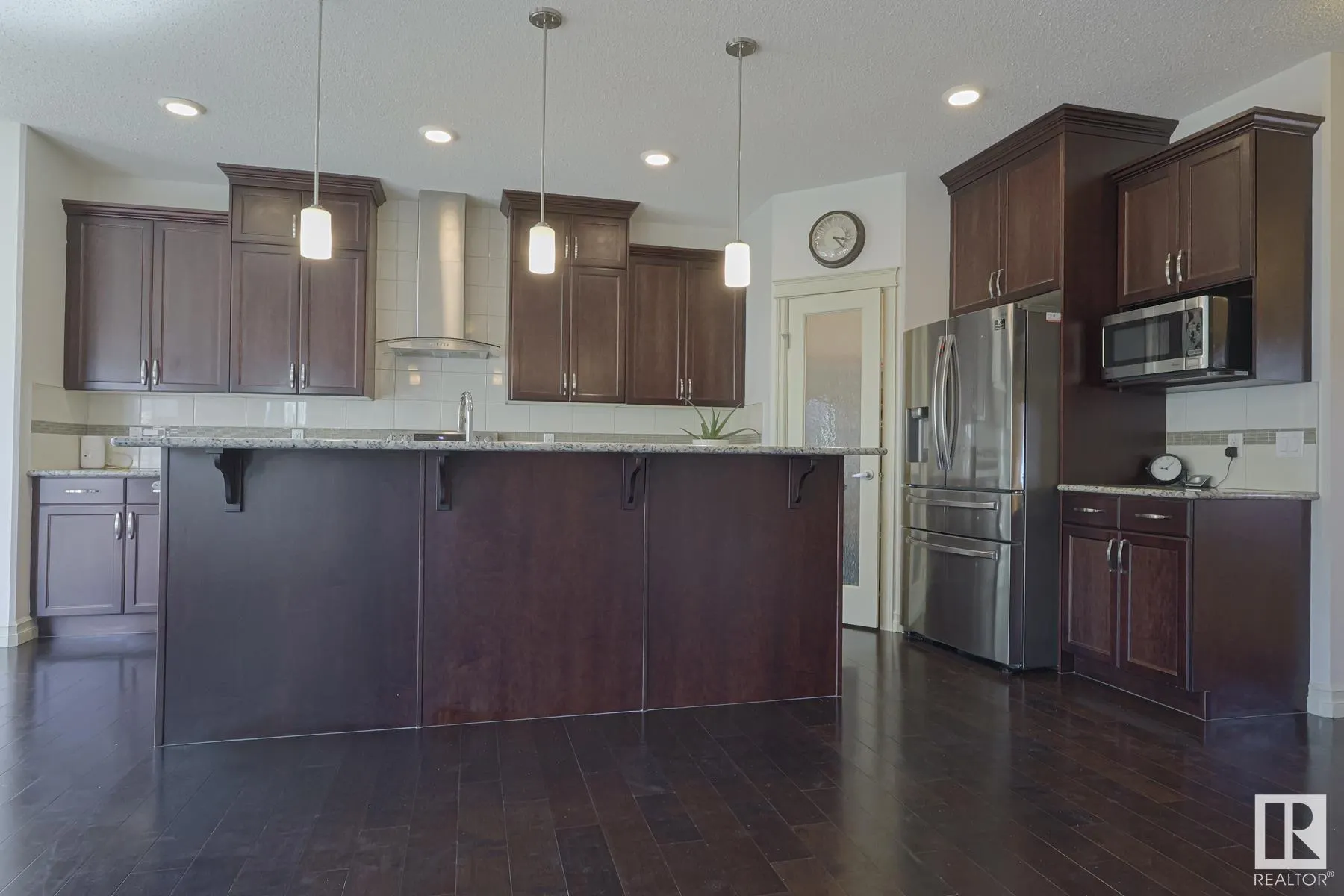3247 ABBOTT Crescent