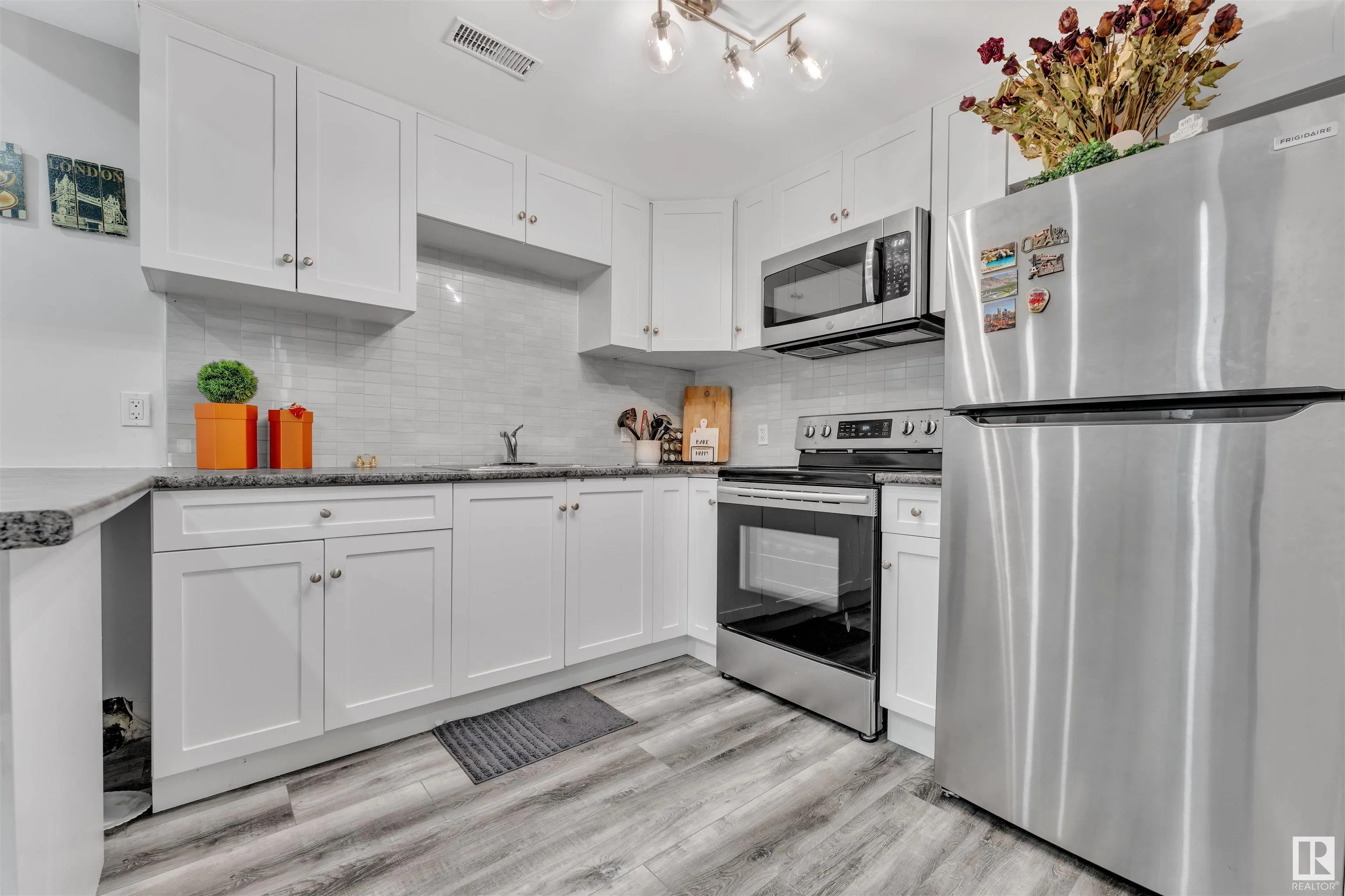 9349 COOPER BEND Bend