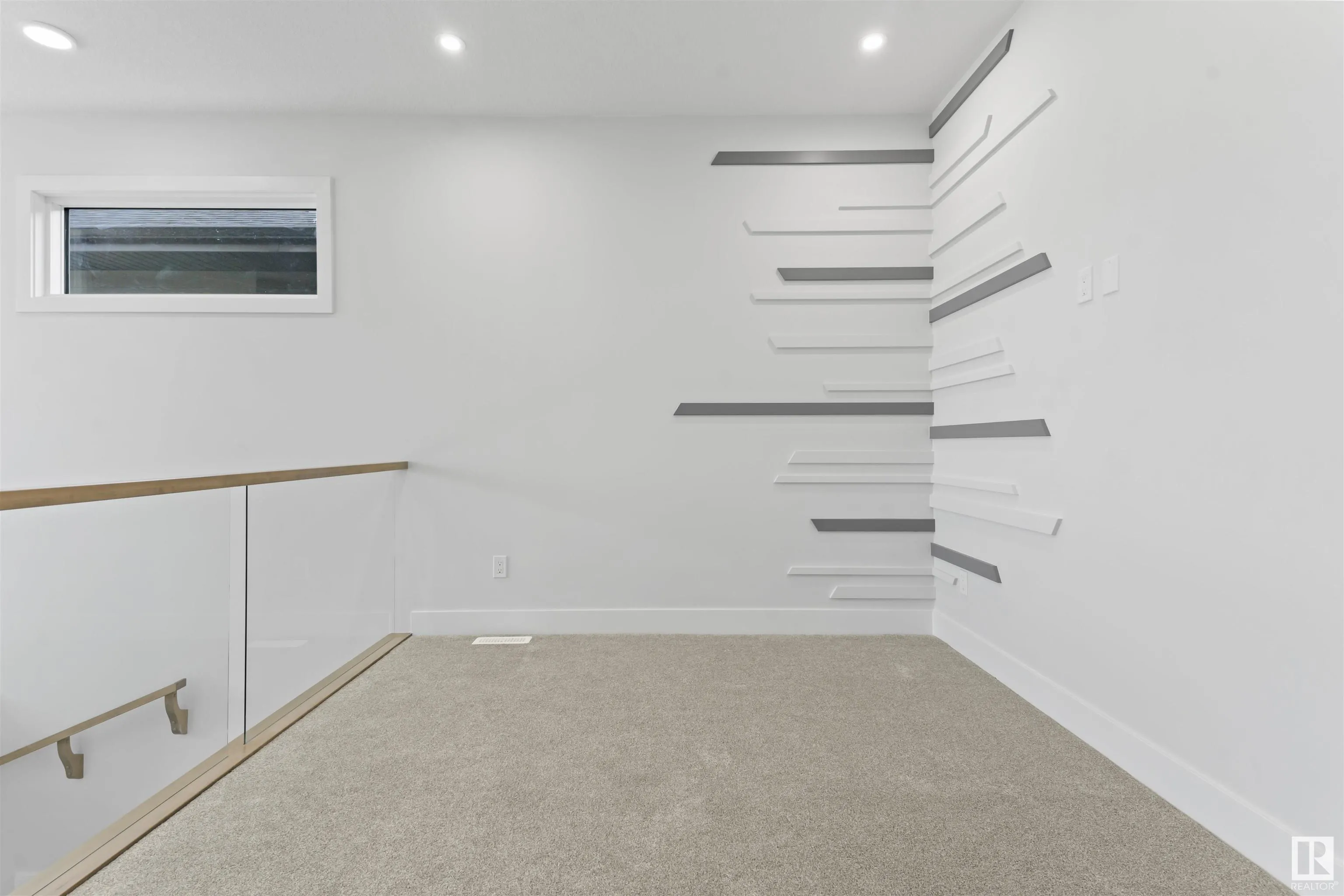 340 ROBERTS Wynd