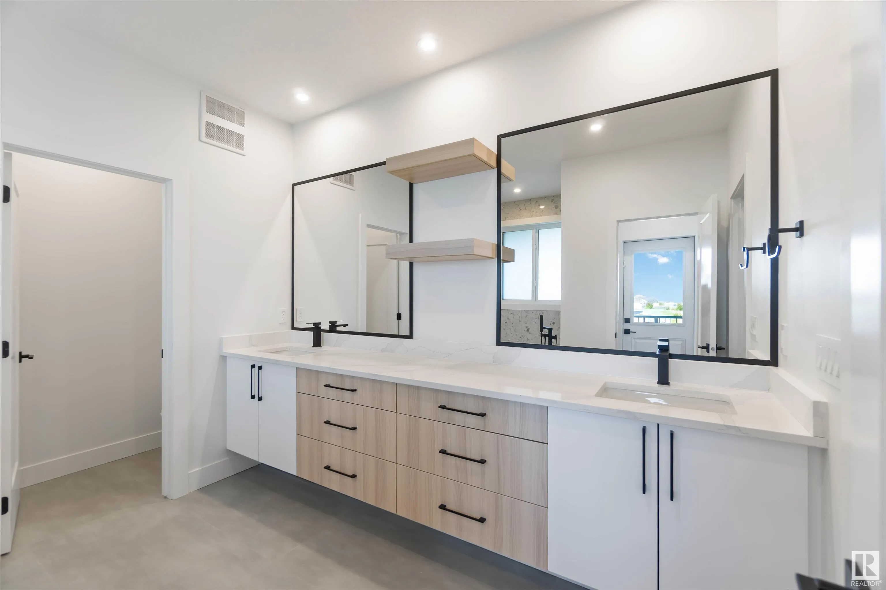 22 Eldridge Point(e)