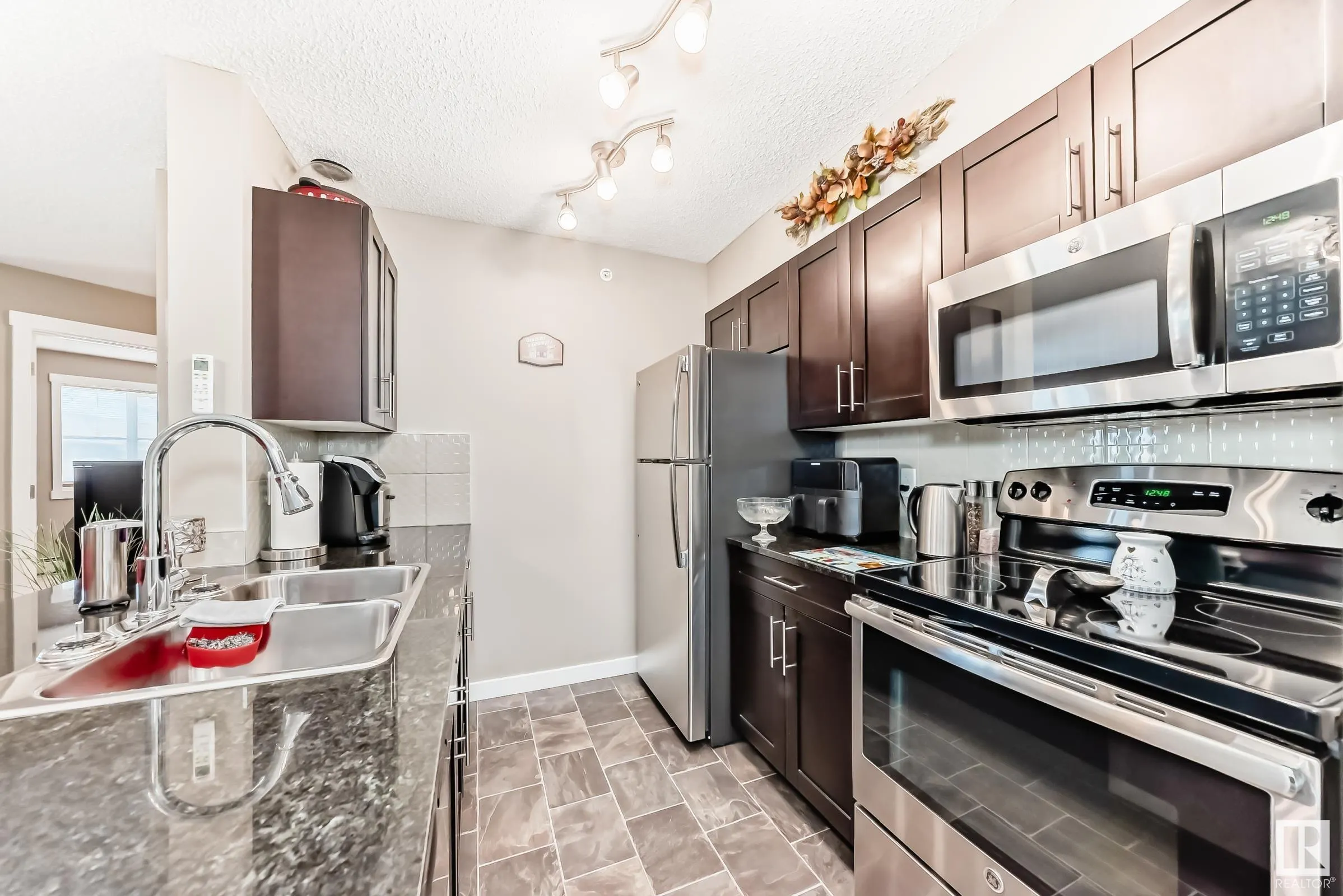 3315 JAMES MOWATT Trail