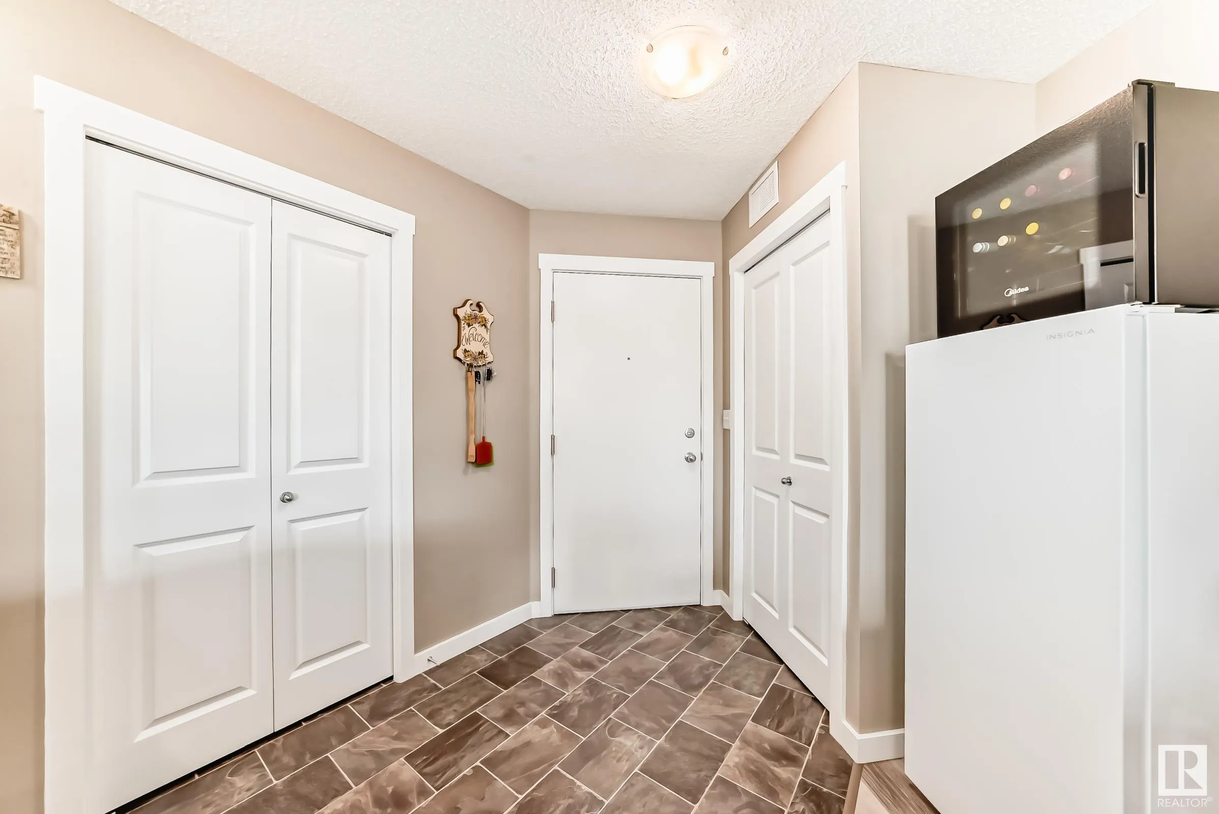 3315 JAMES MOWATT Trail