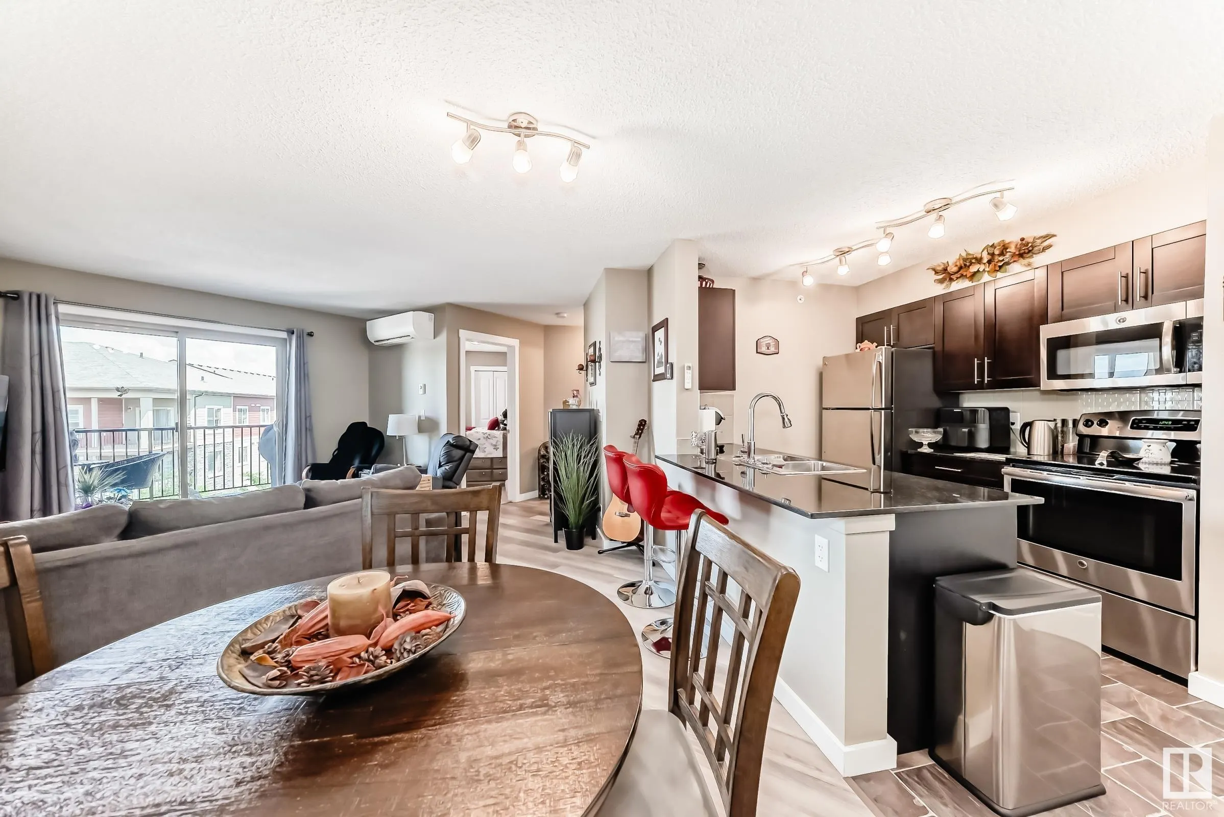 3315 JAMES MOWATT Trail