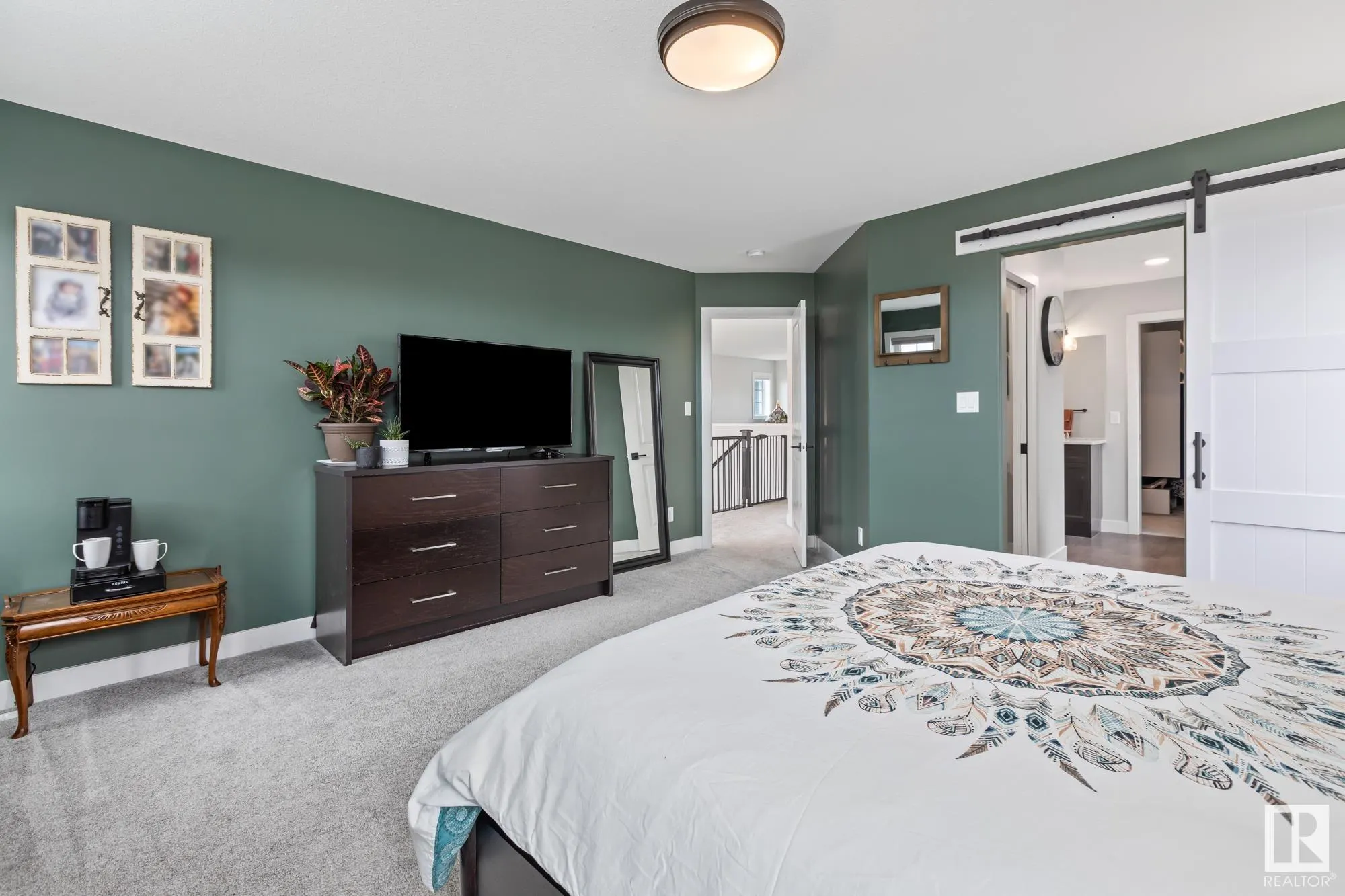 6811 Knox Loop