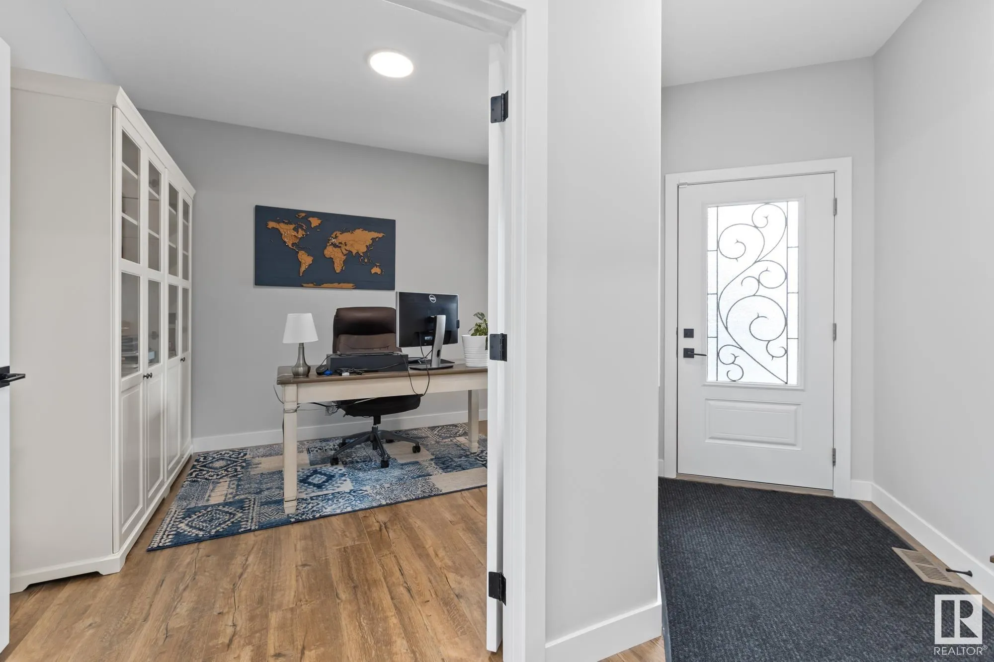 6811 Knox Loop
