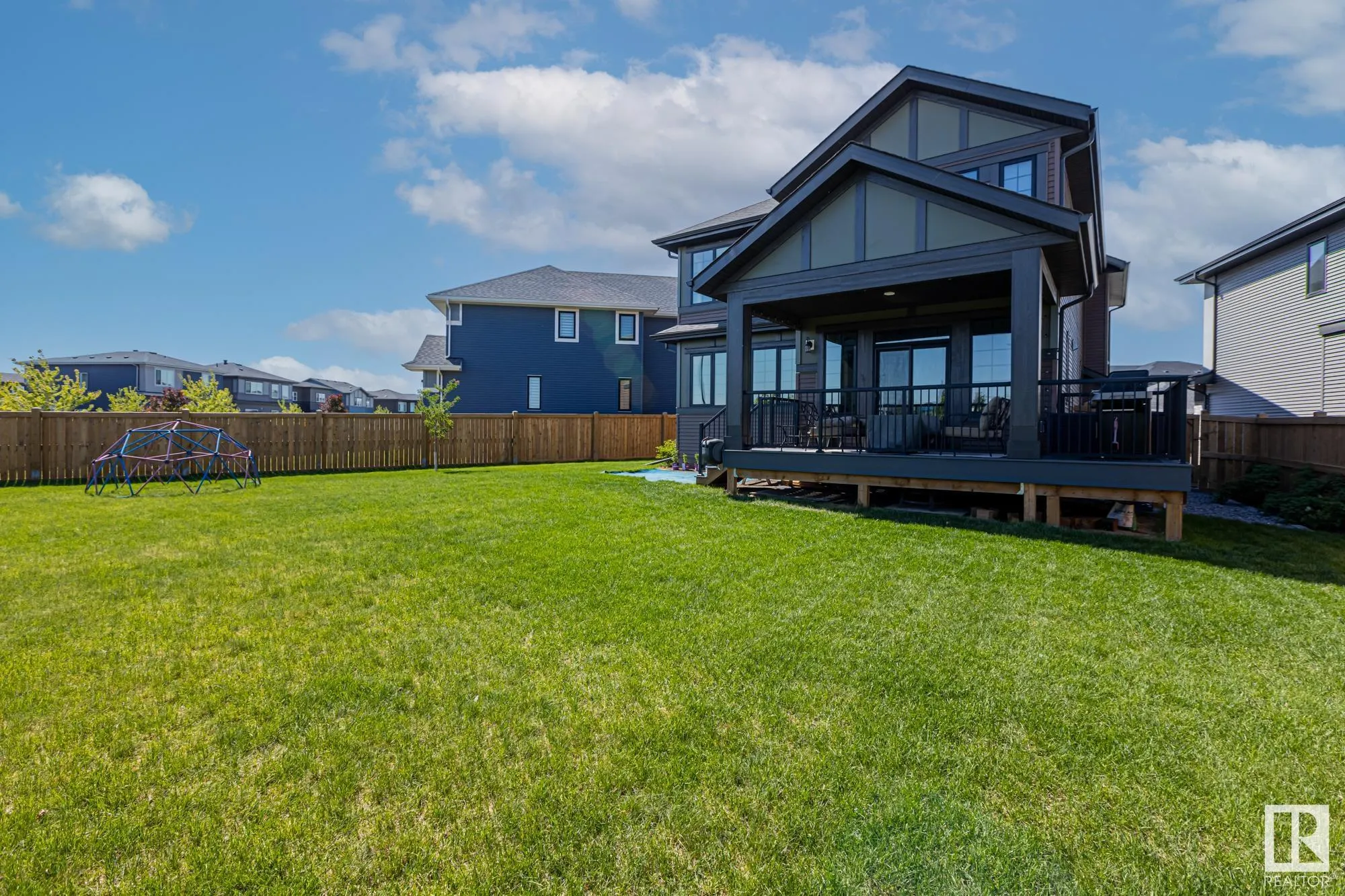 6811 Knox Loop