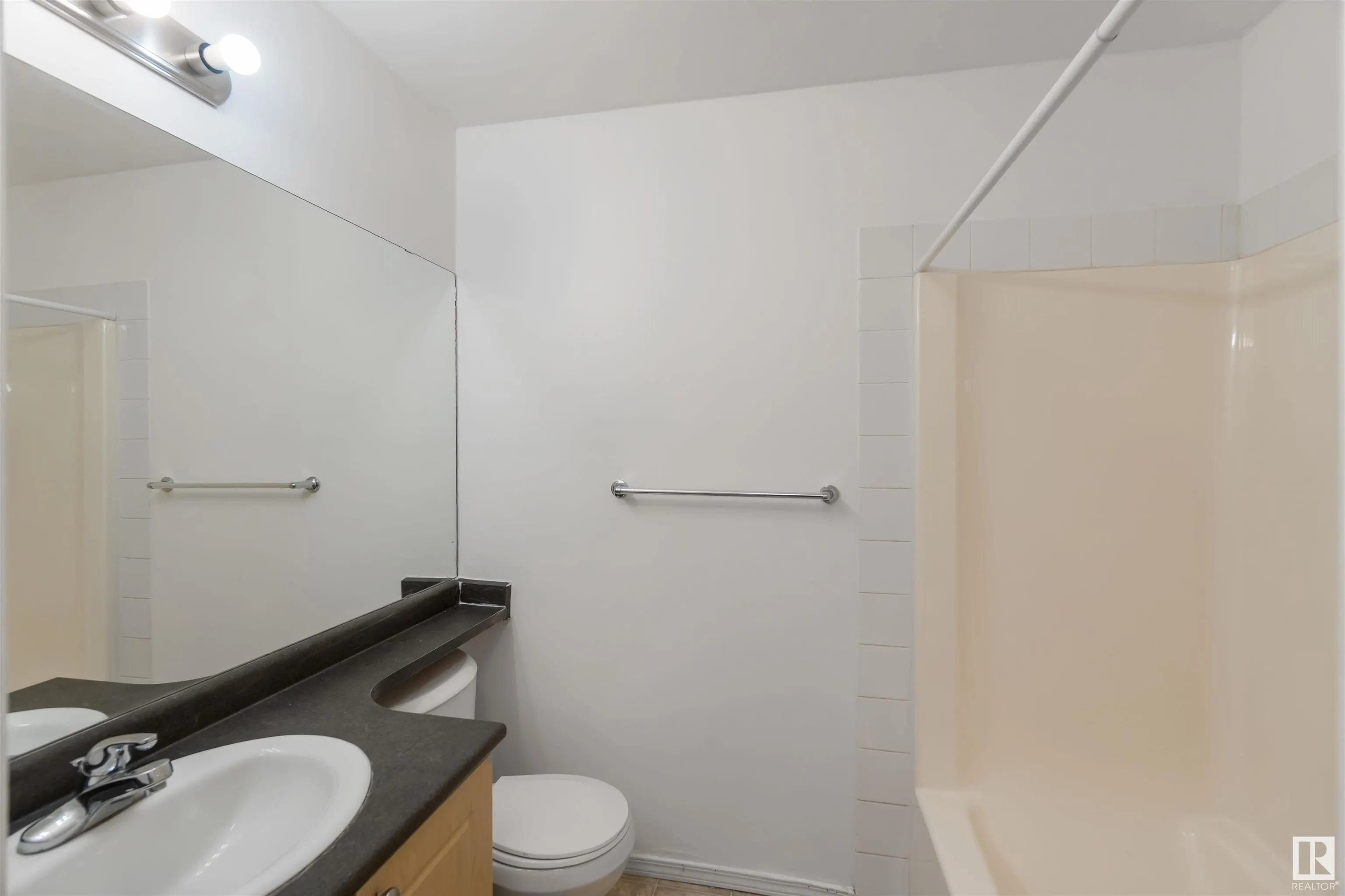 70 WOODSMERE Close