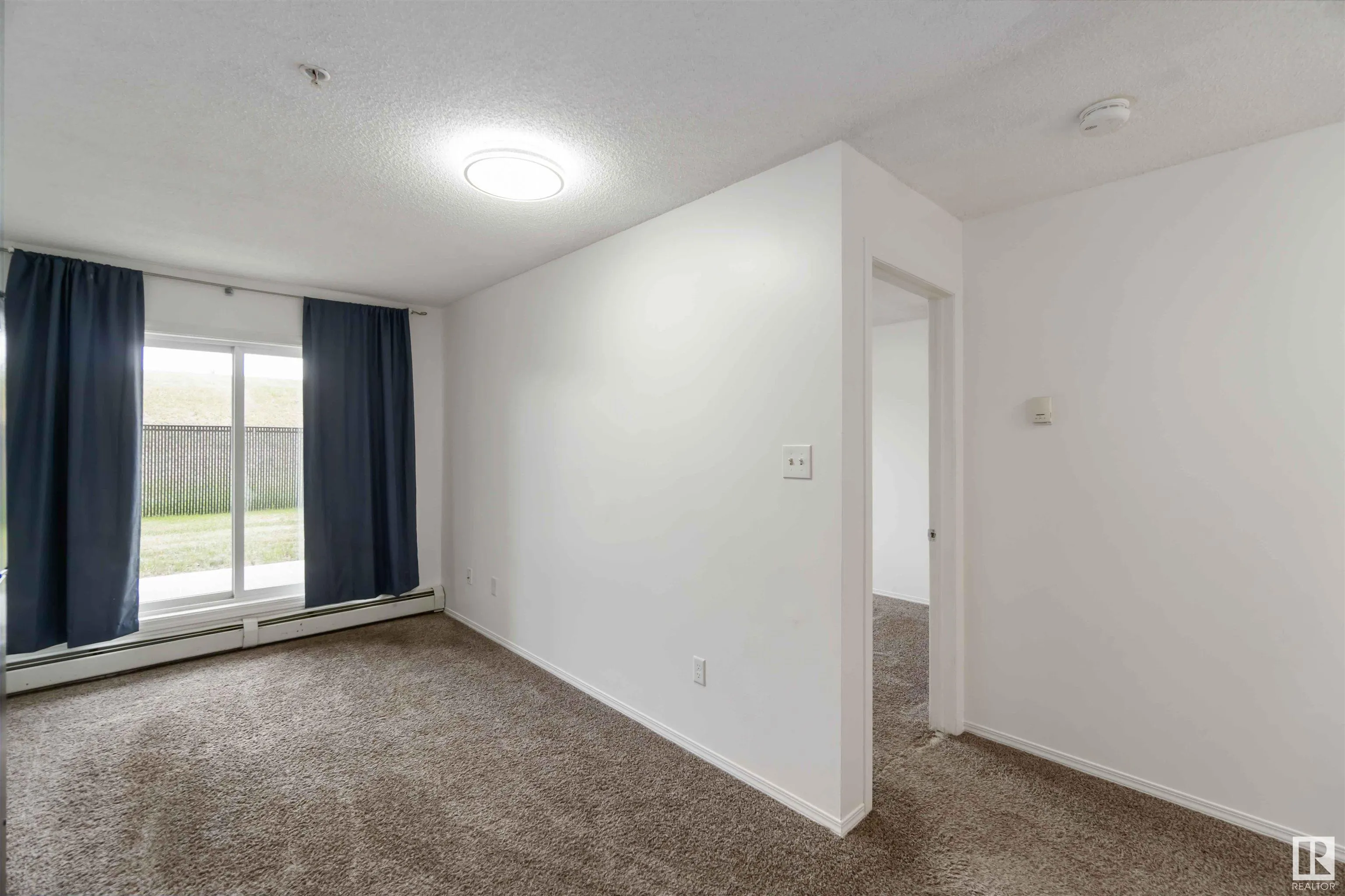 70 WOODSMERE Close