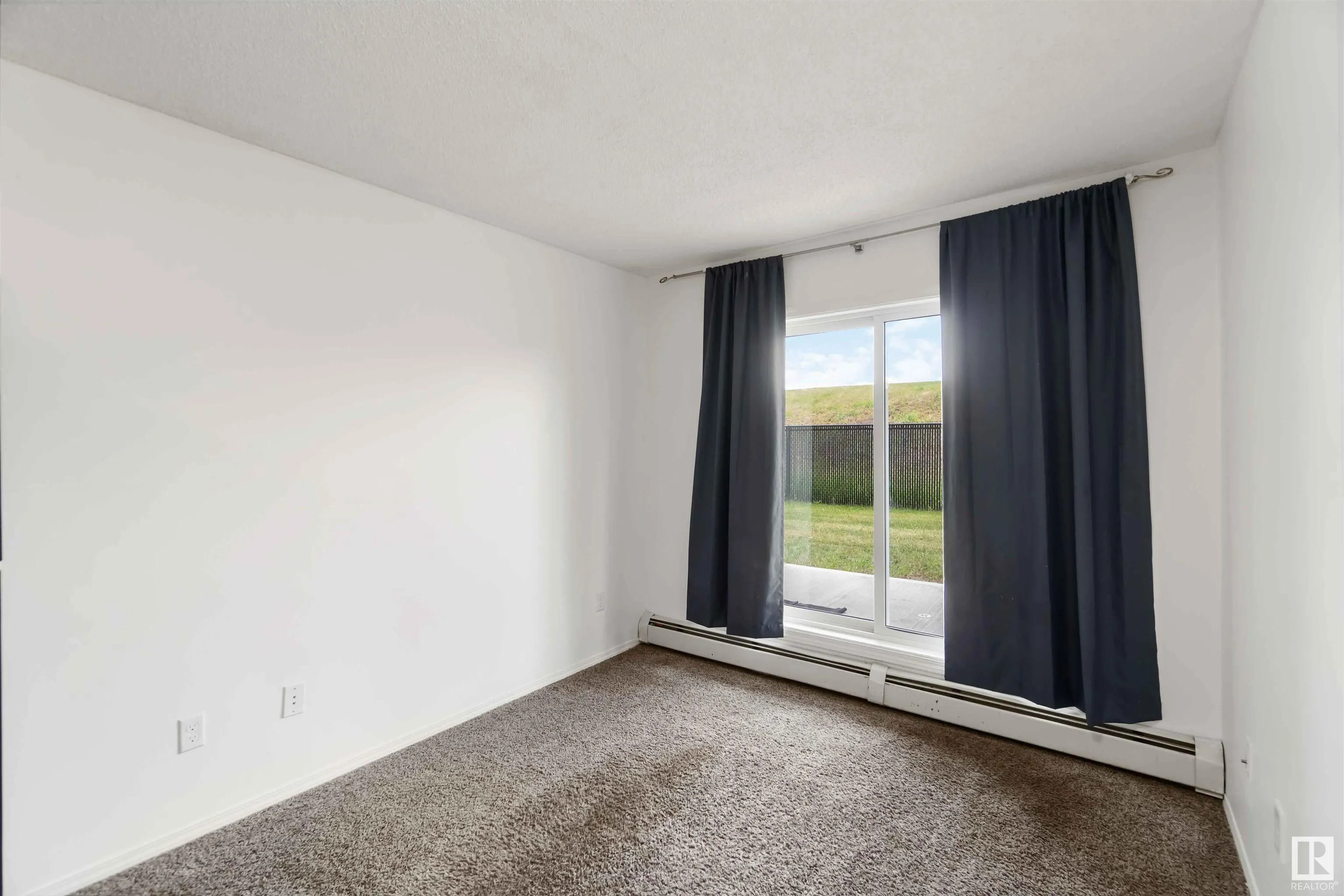 70 WOODSMERE Close