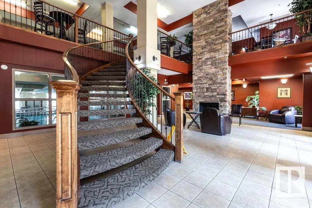 45 INGLEWOOD Drive