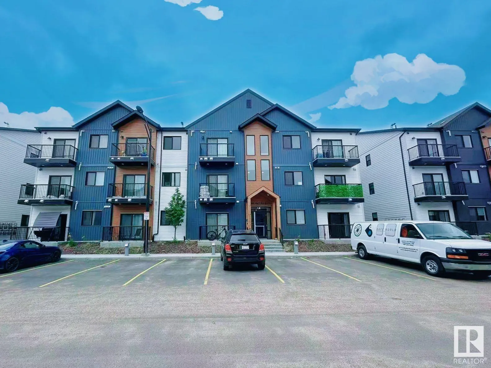 860 SECORD Boulevard