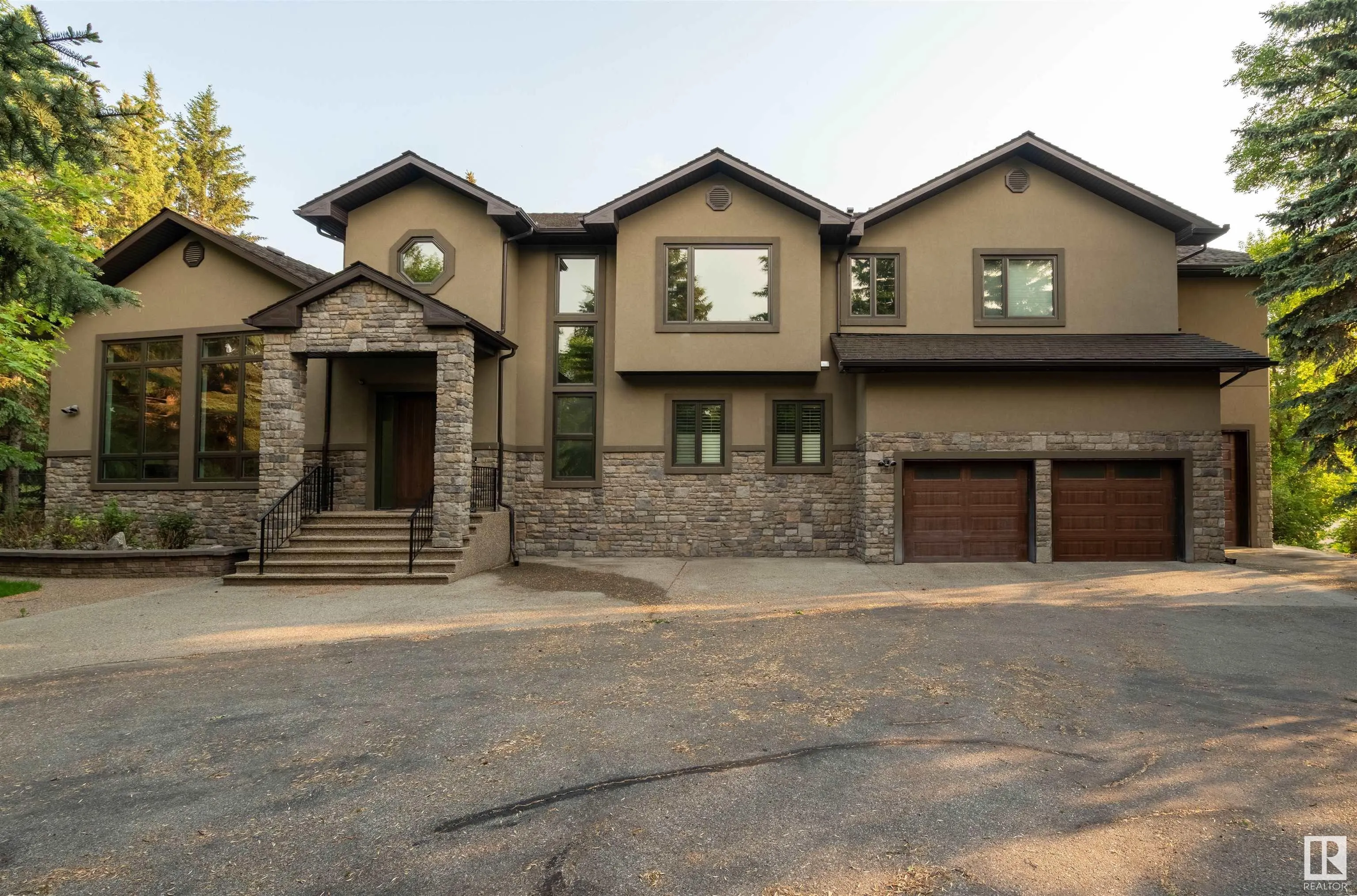 116 WINDERMERE Crescent