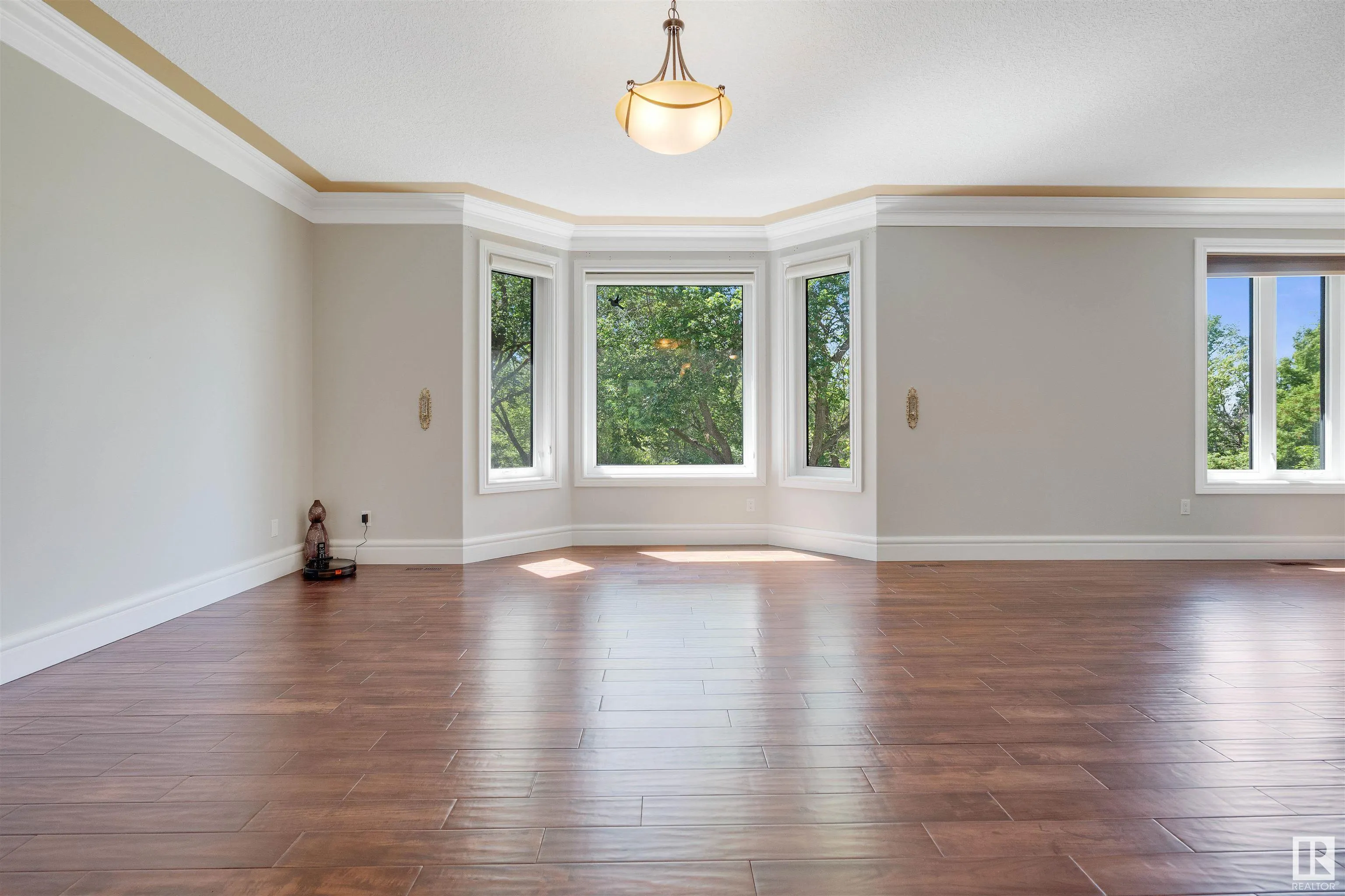 116 WINDERMERE Crescent