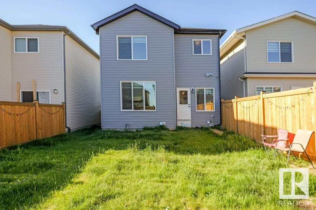 520 BLUFF Lane