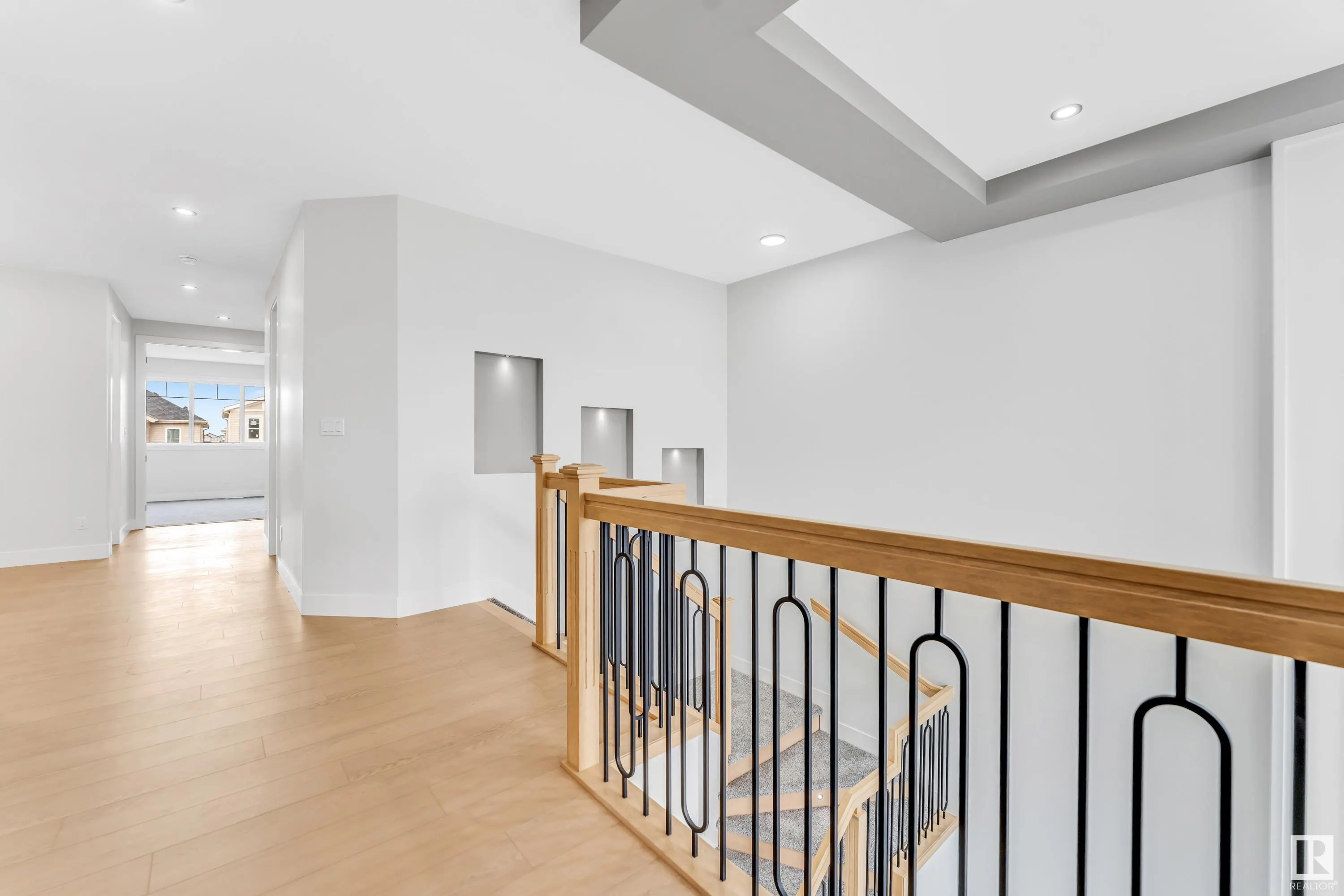 3523 42 Ave