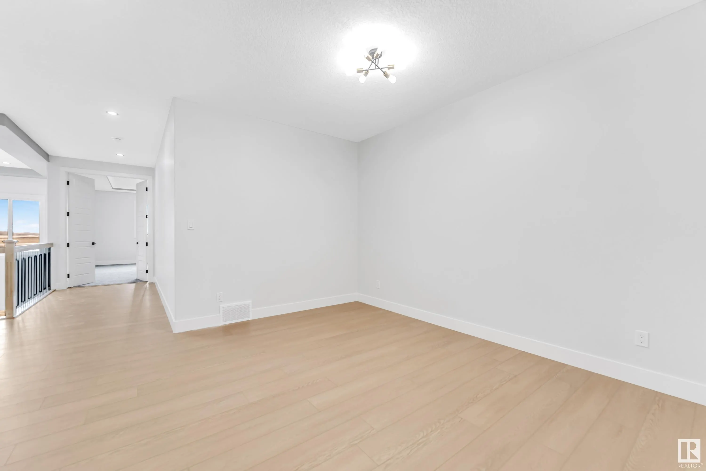 3523 42 Ave