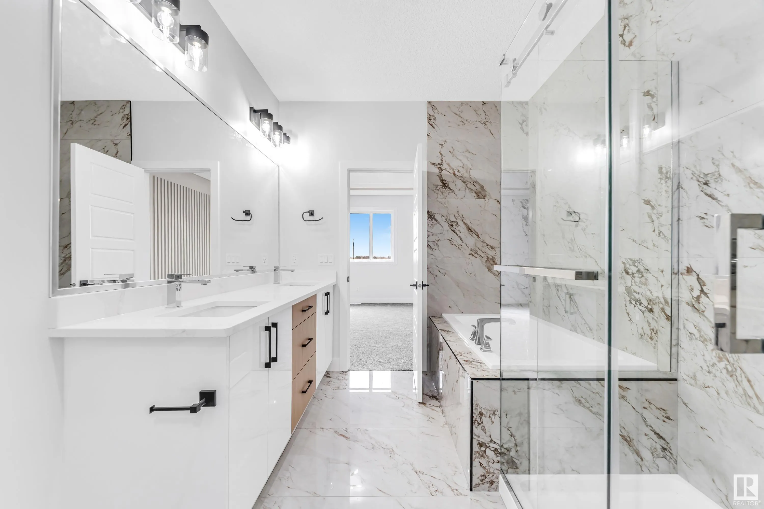 3523 42 Ave