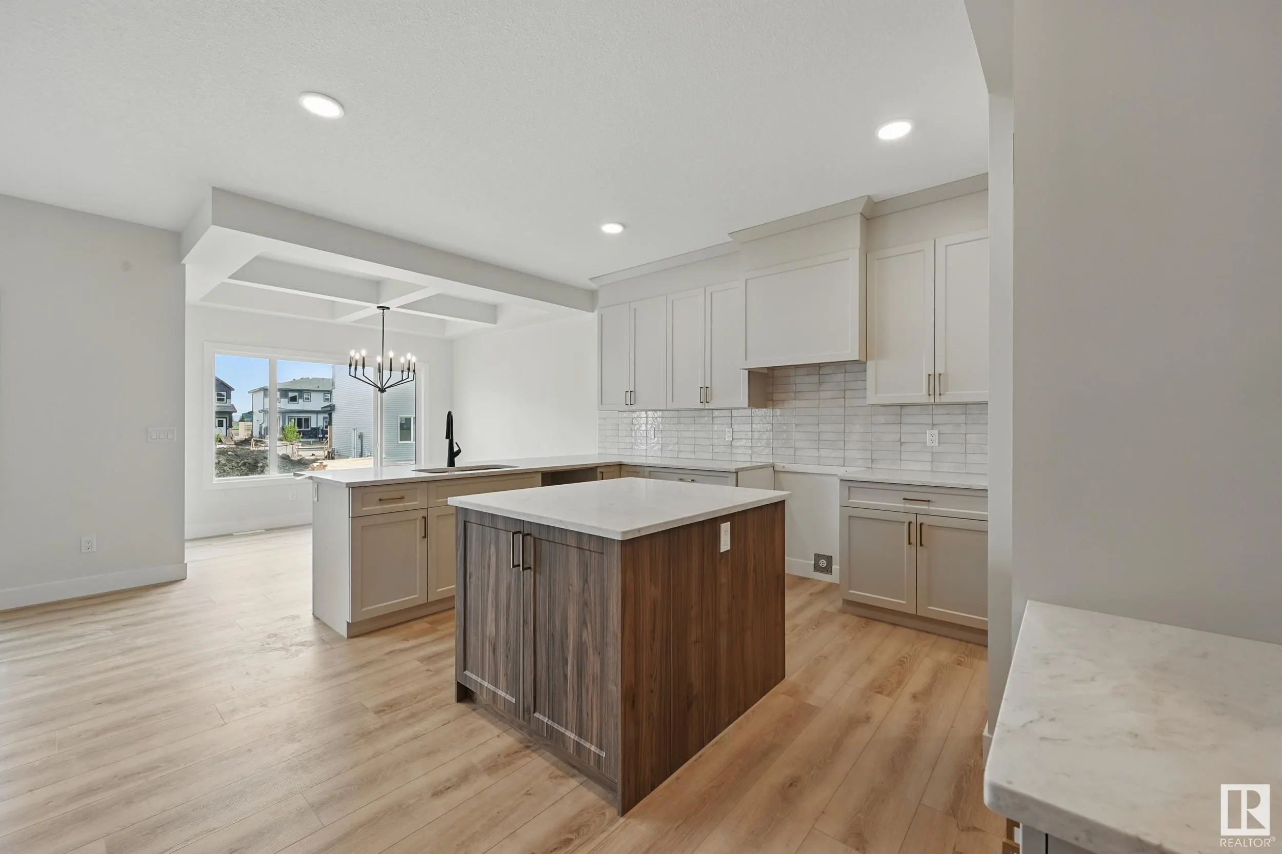 6212 DANSEREAU Crescent