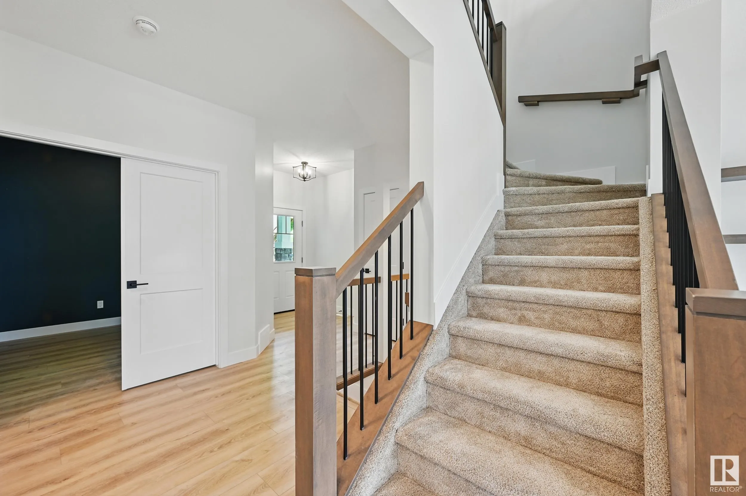 6212 DANSEREAU Crescent