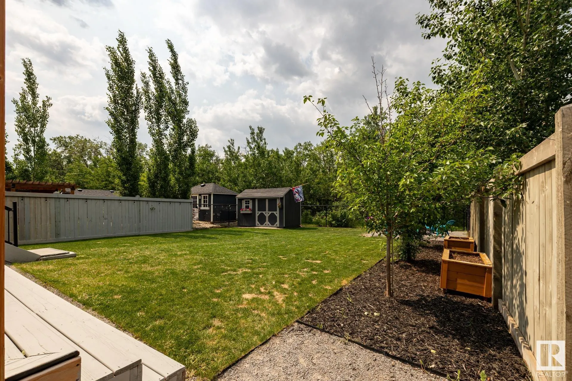 102 AVEBURY Court