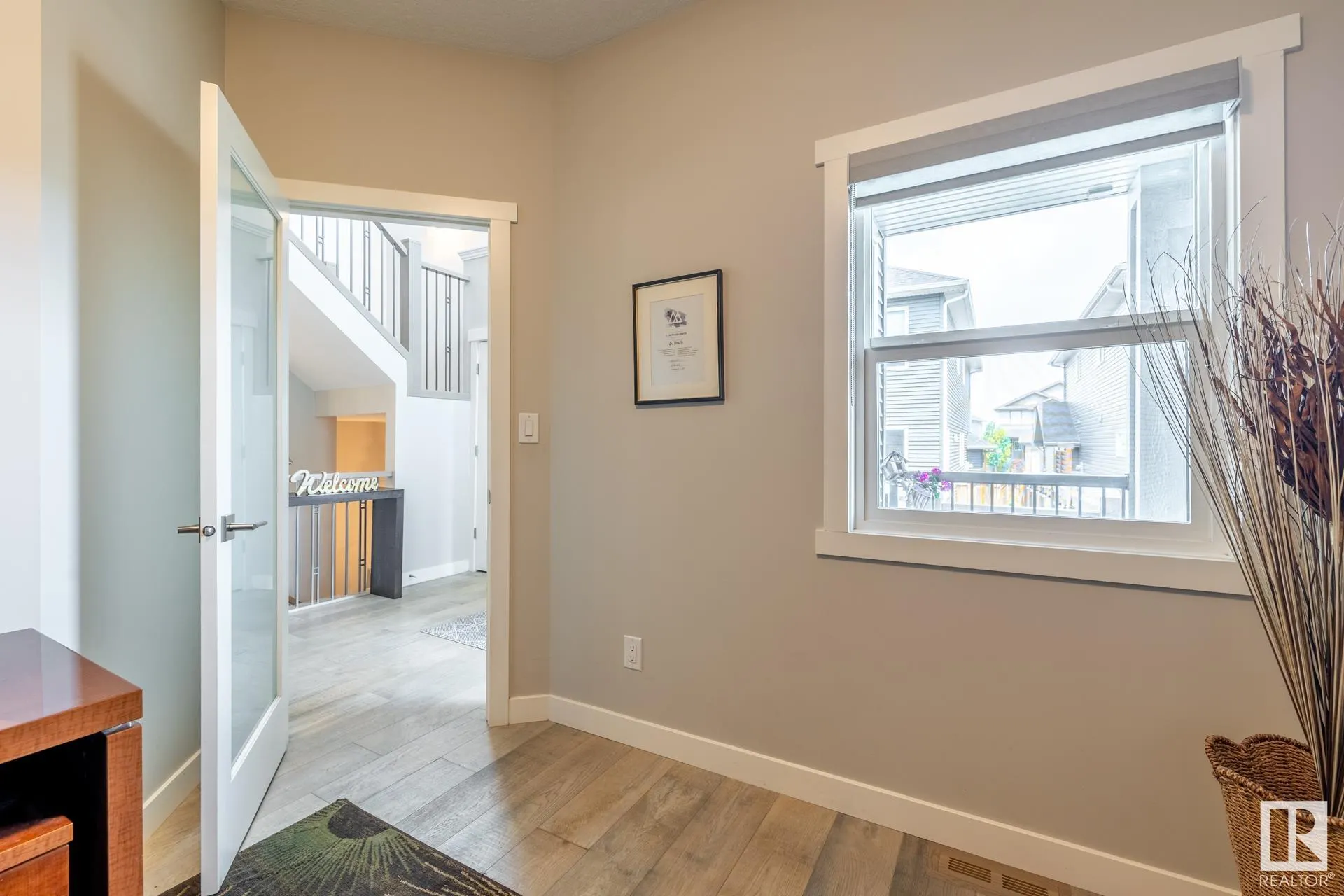 102 AVEBURY Court