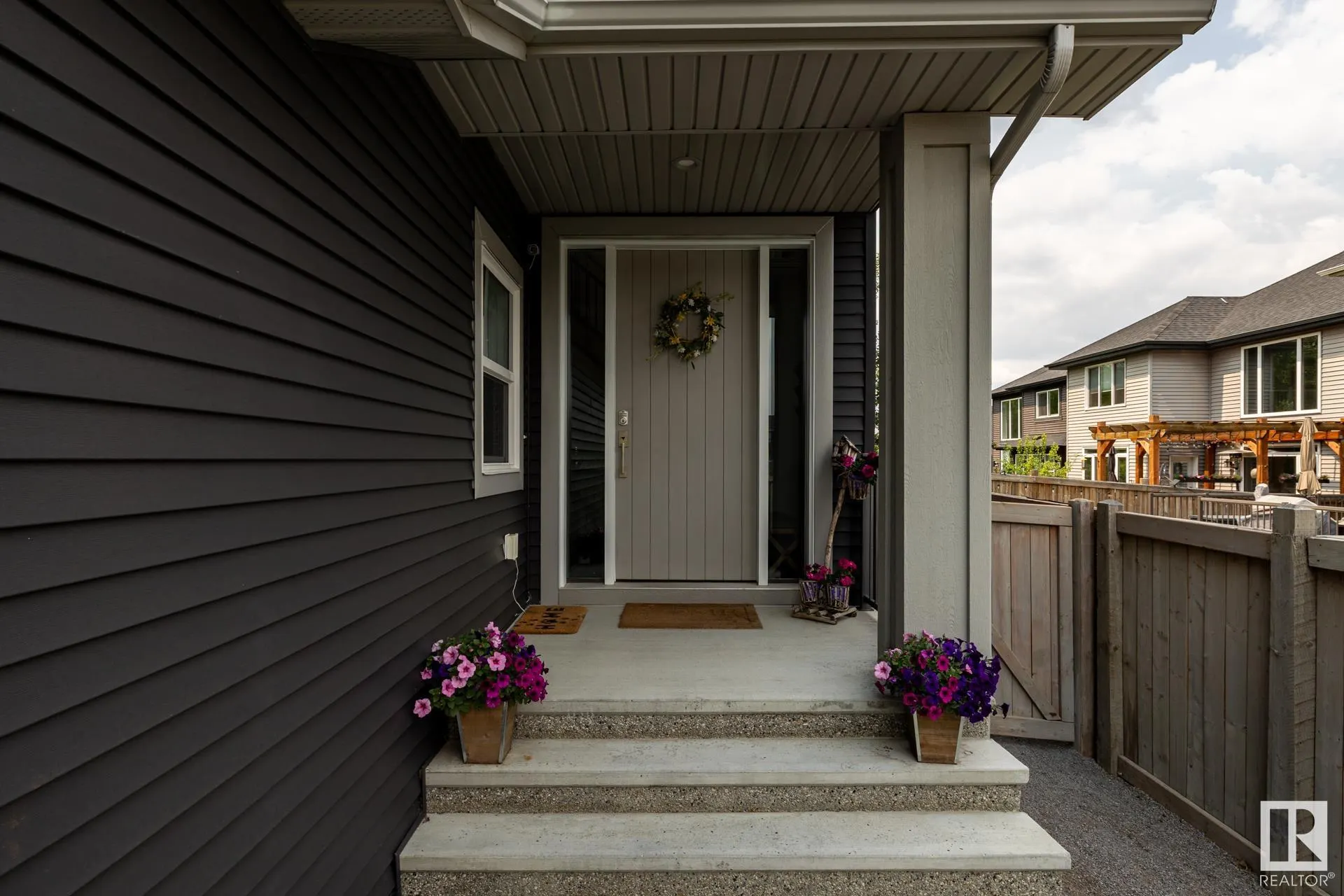 102 AVEBURY Court