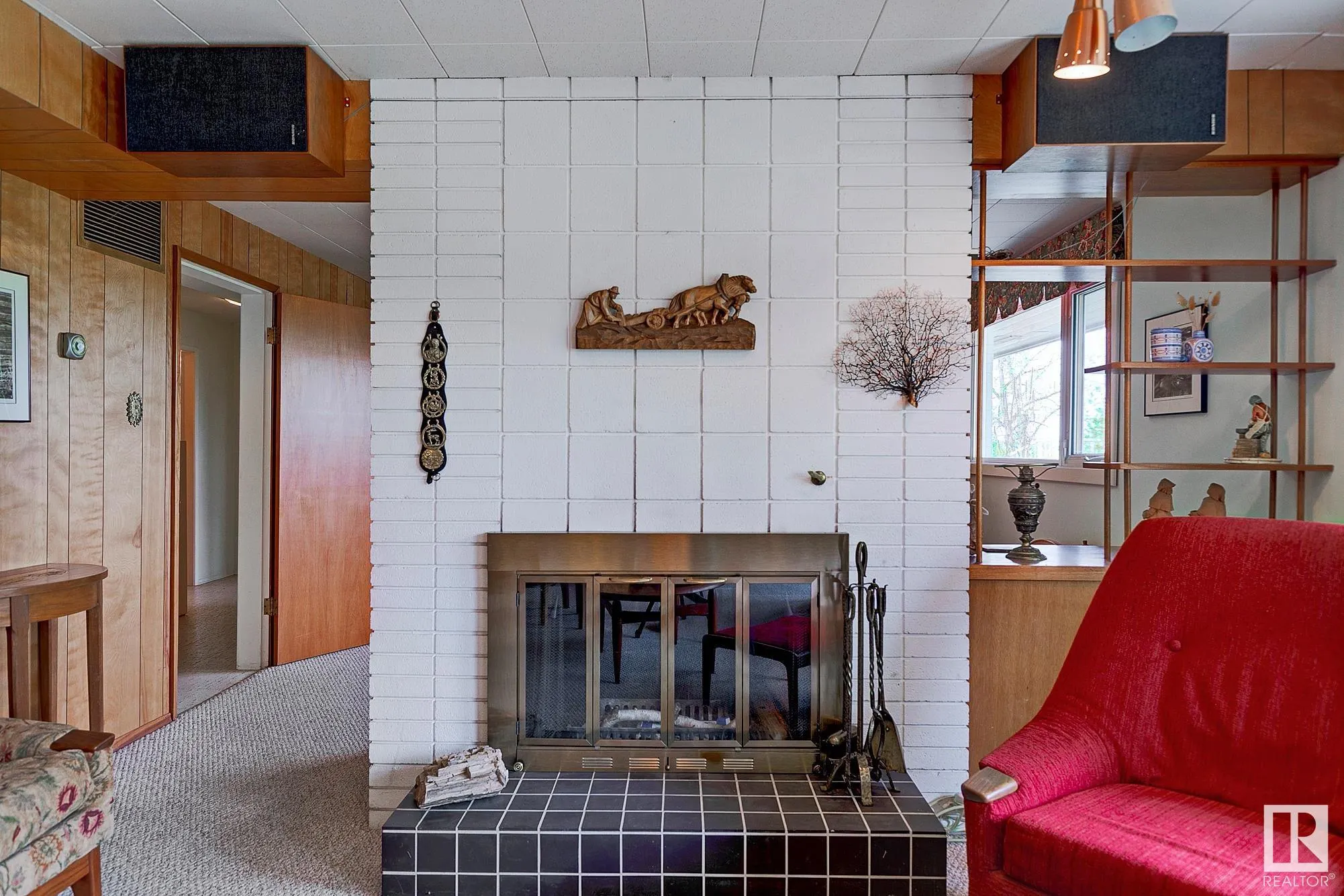 140 WINDERMERE Drive