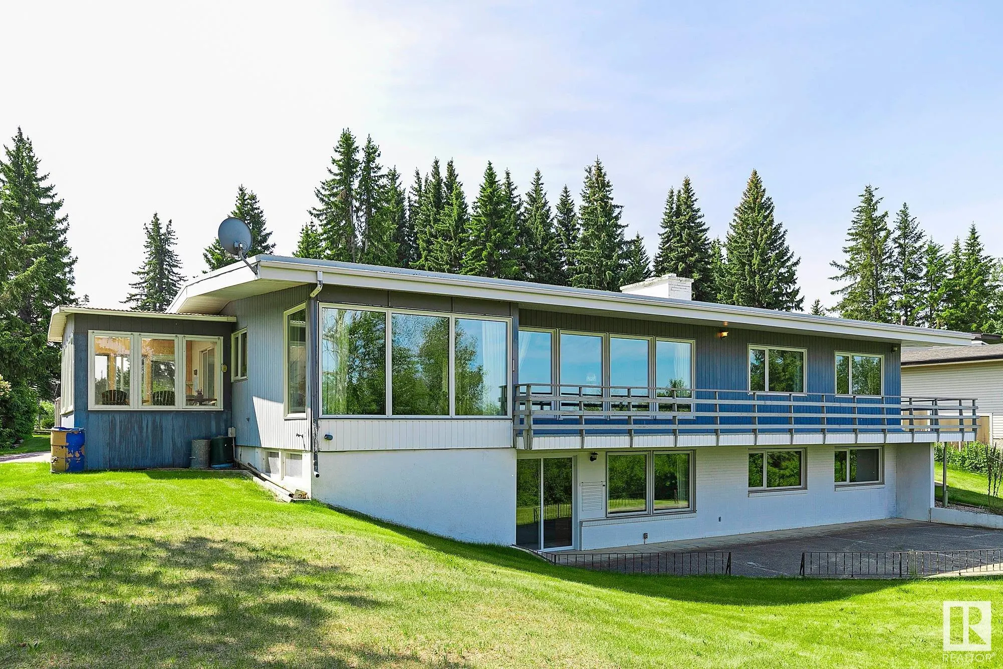 140 WINDERMERE Drive