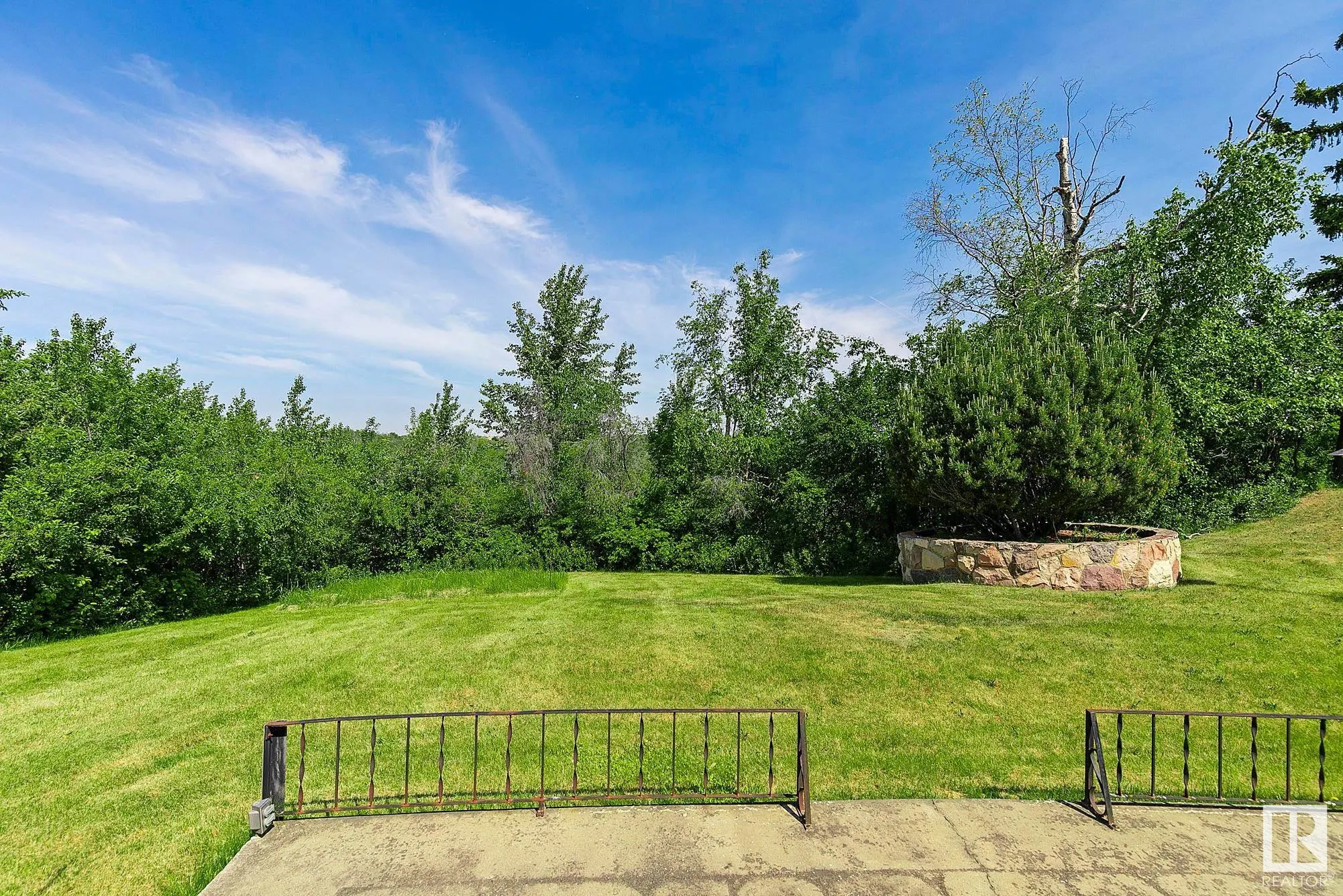 140 WINDERMERE Drive