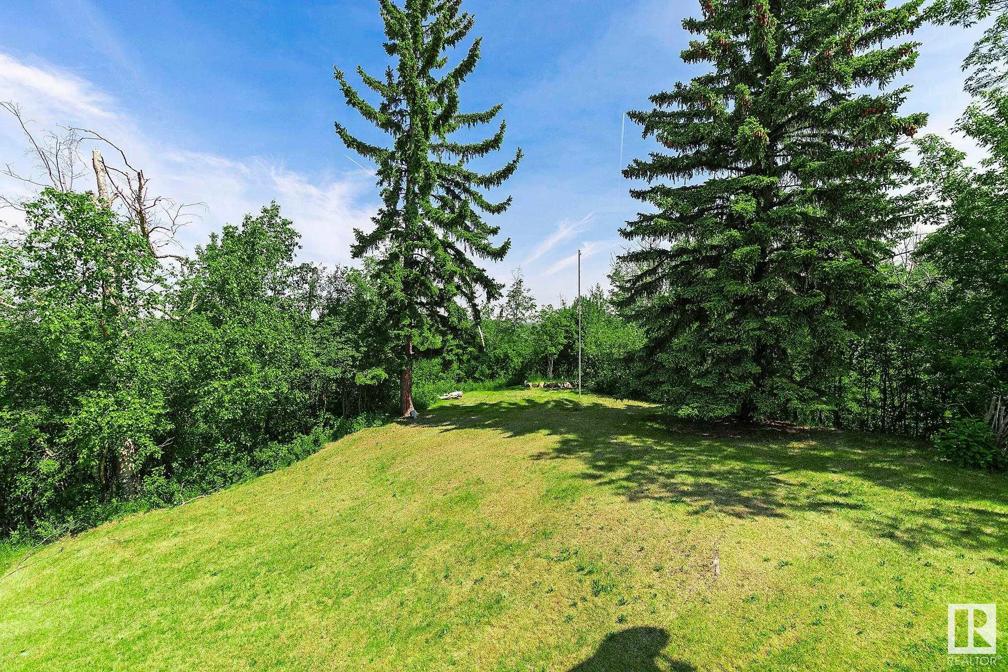 140 WINDERMERE Drive
