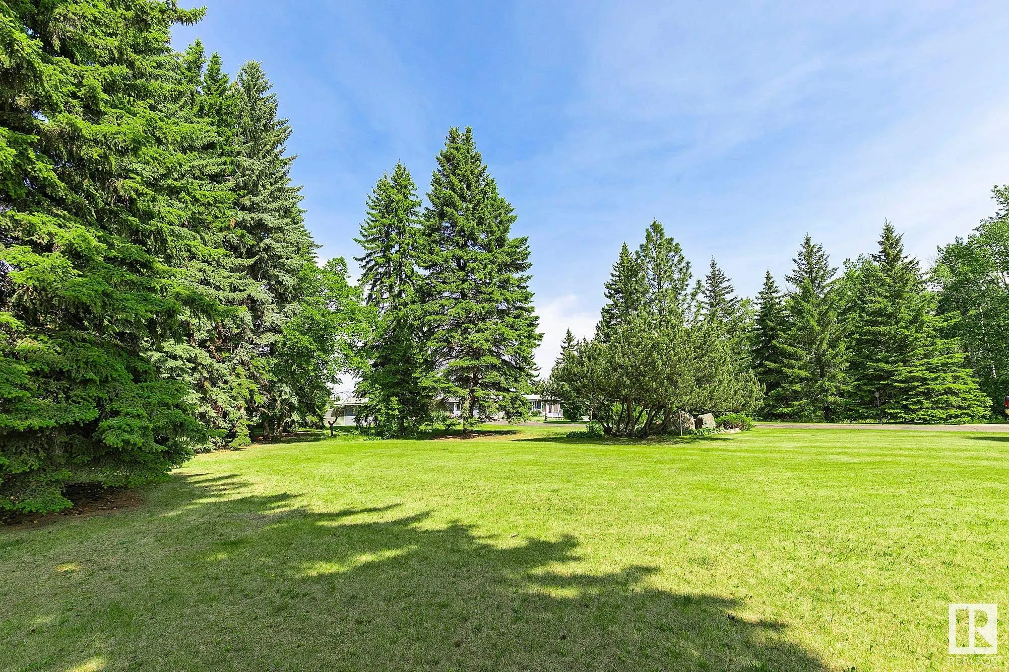 140 WINDERMERE Drive