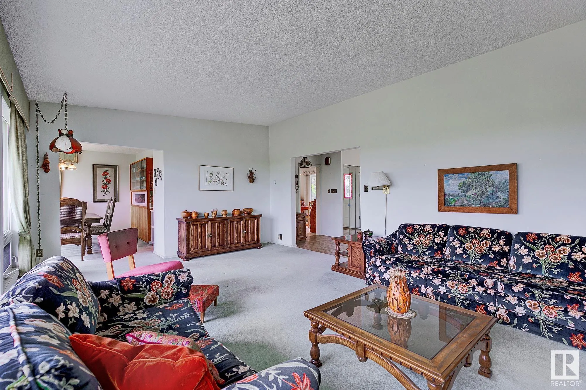 140 WINDERMERE Drive