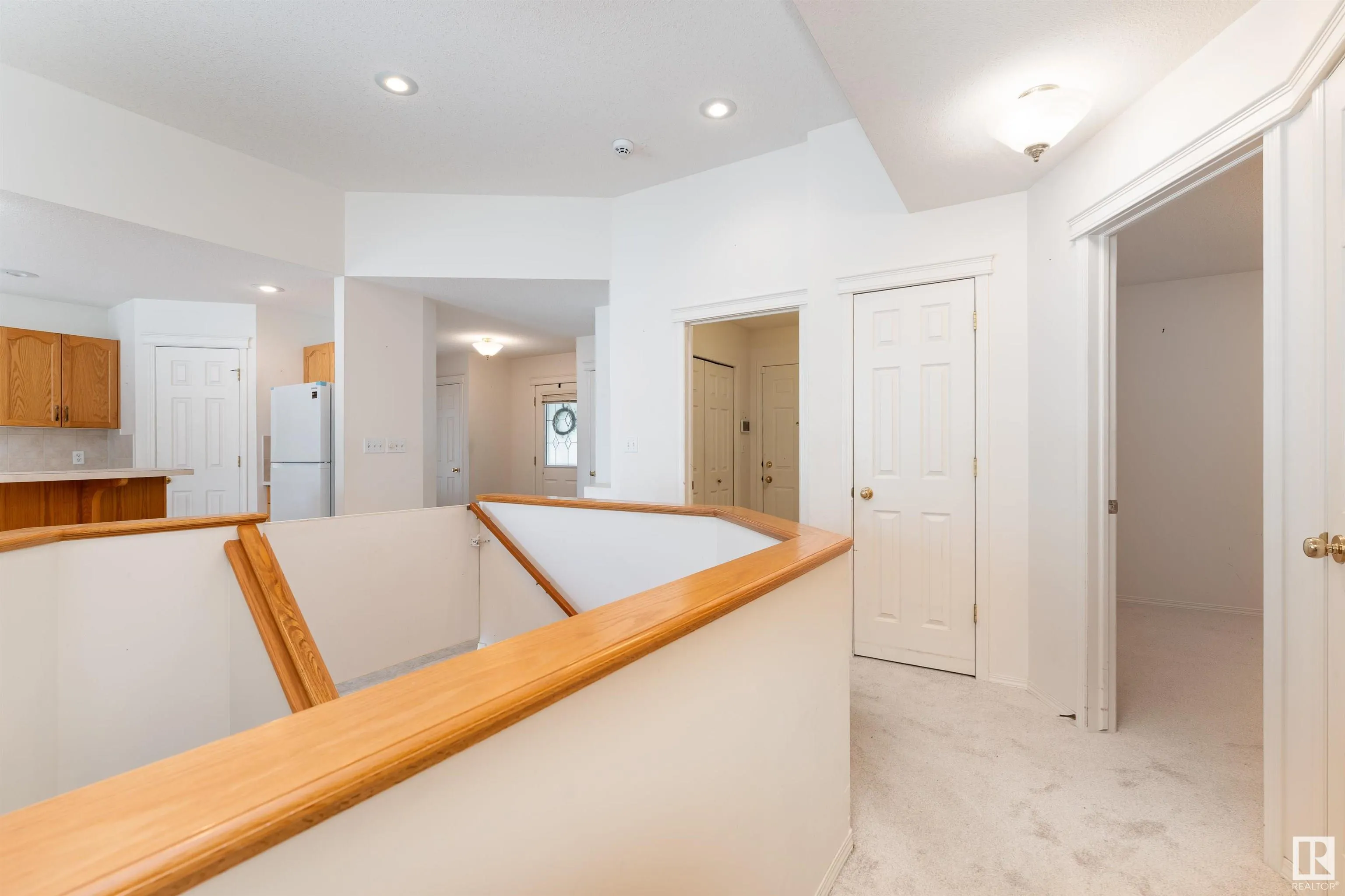 183 RIDGEHAVEN Crescent