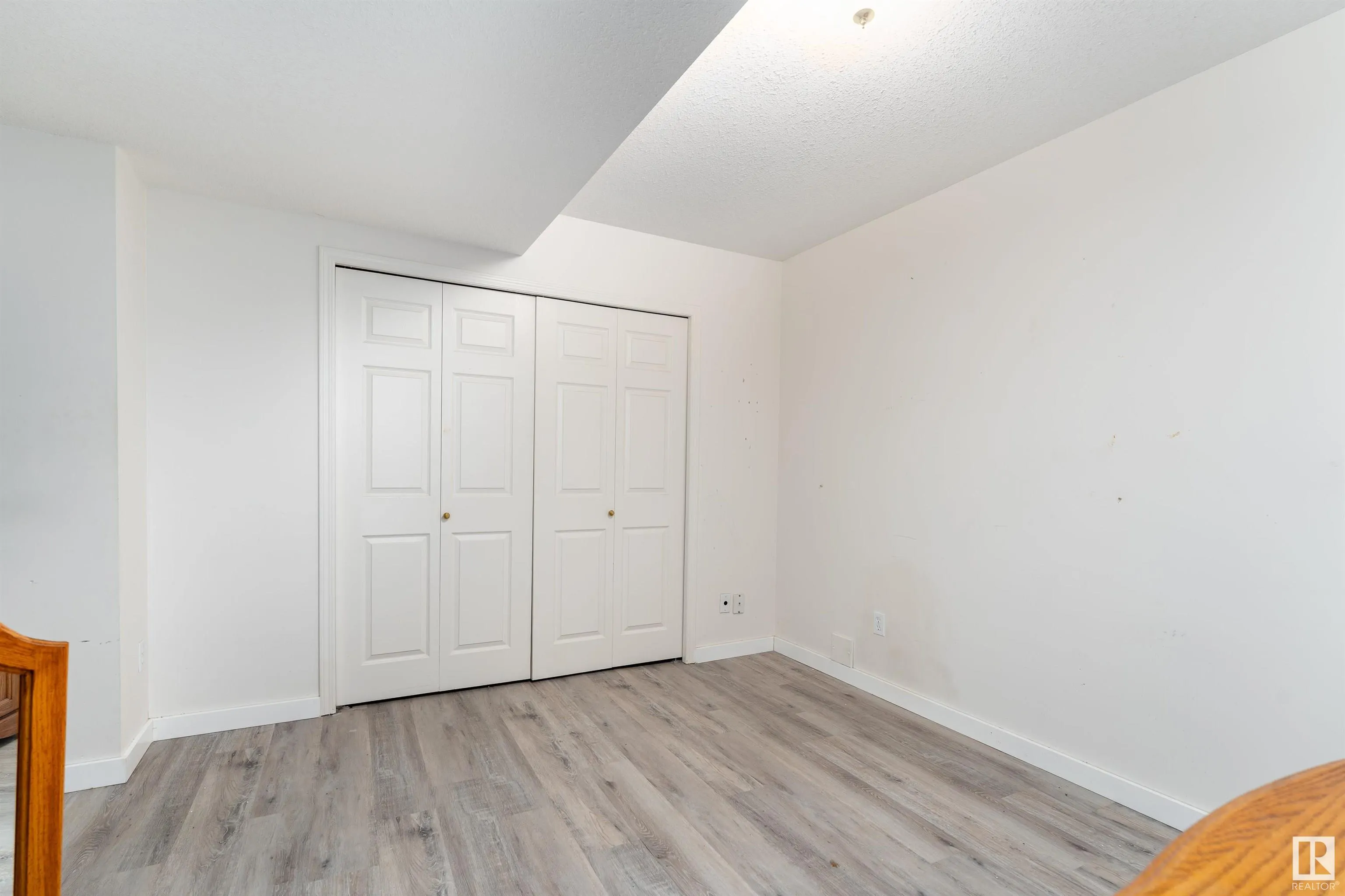 183 RIDGEHAVEN Crescent