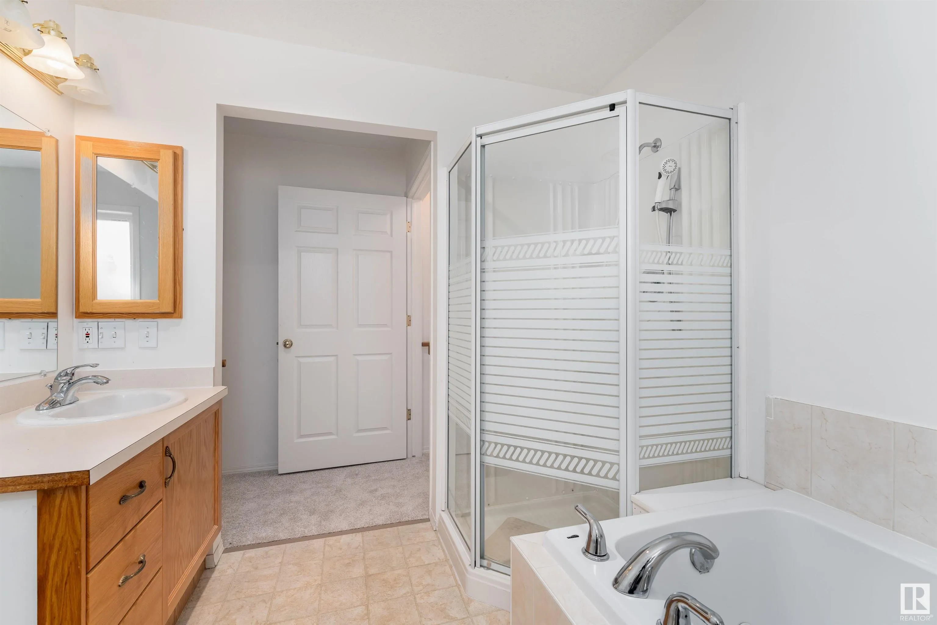 183 RIDGEHAVEN Crescent